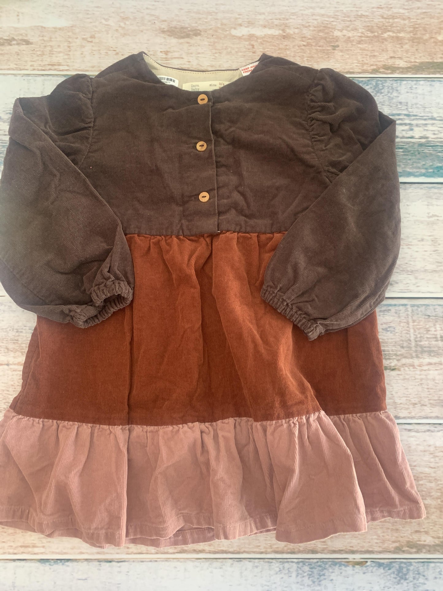 Girls Dress Size: 4T