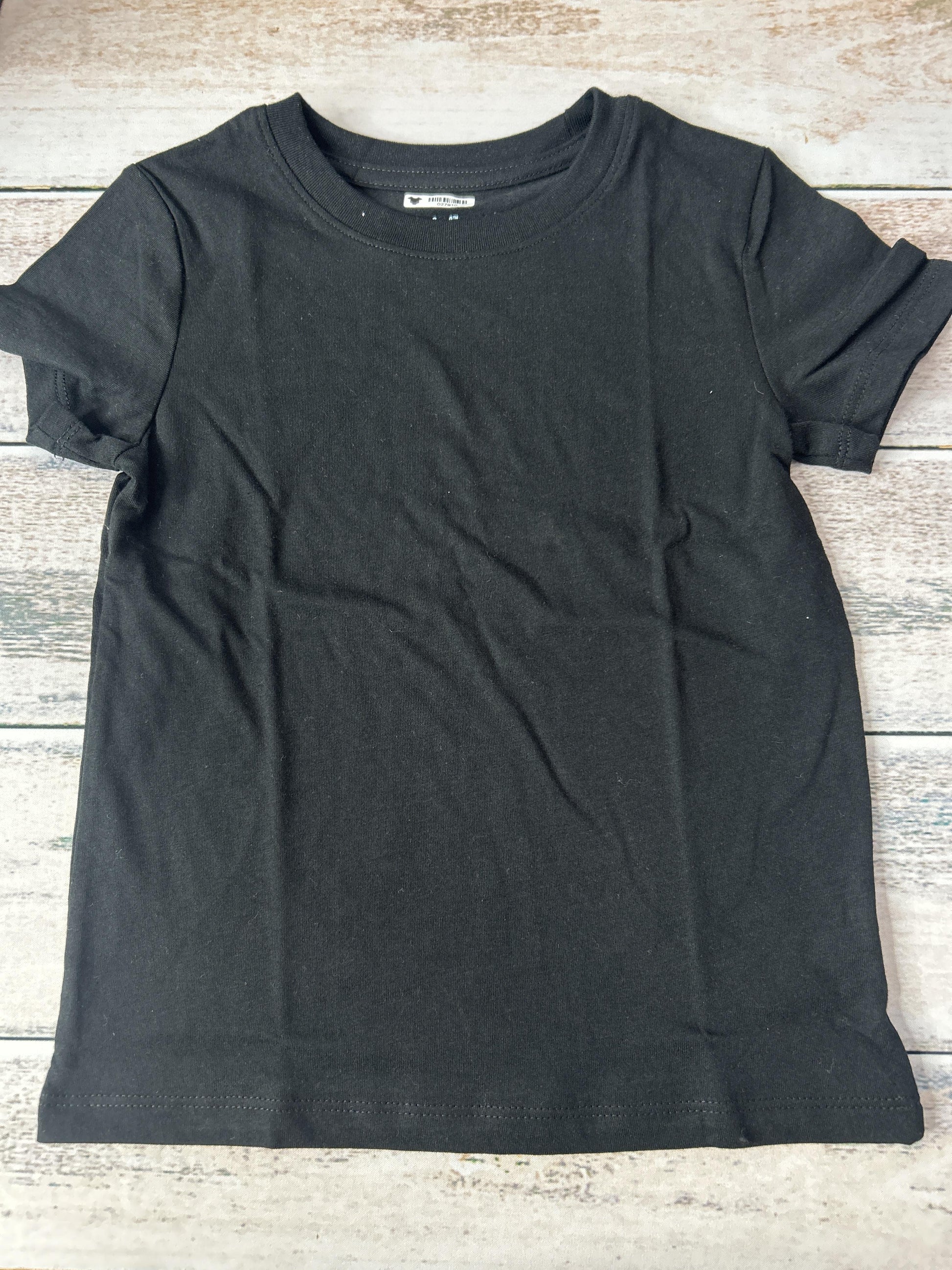 Unisex T-Shirt Size: 4T