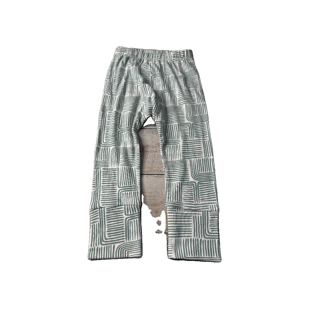 Kate Quinn Unisex Pants Size: 4T