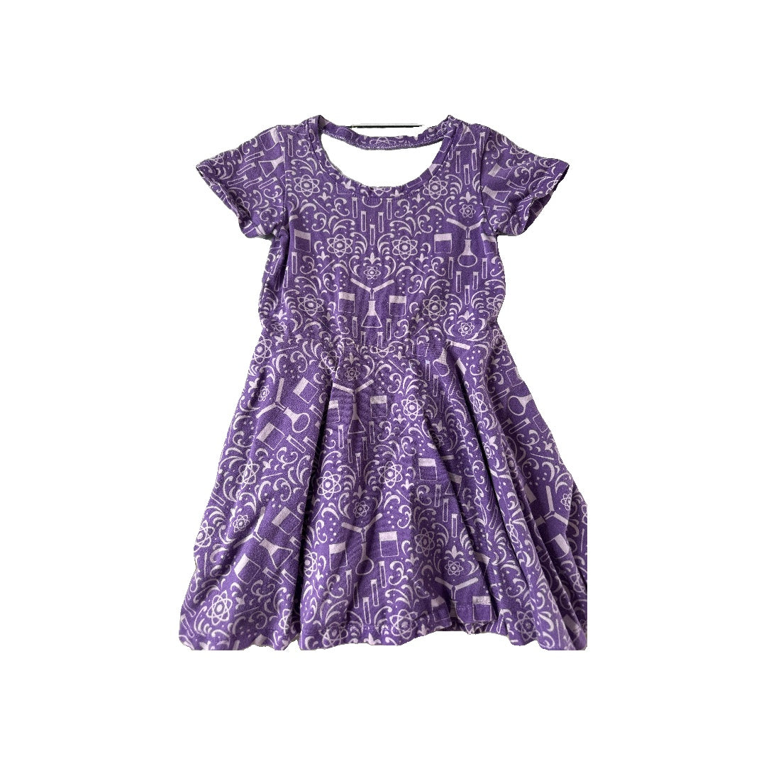 Girls Dress Size: 4T