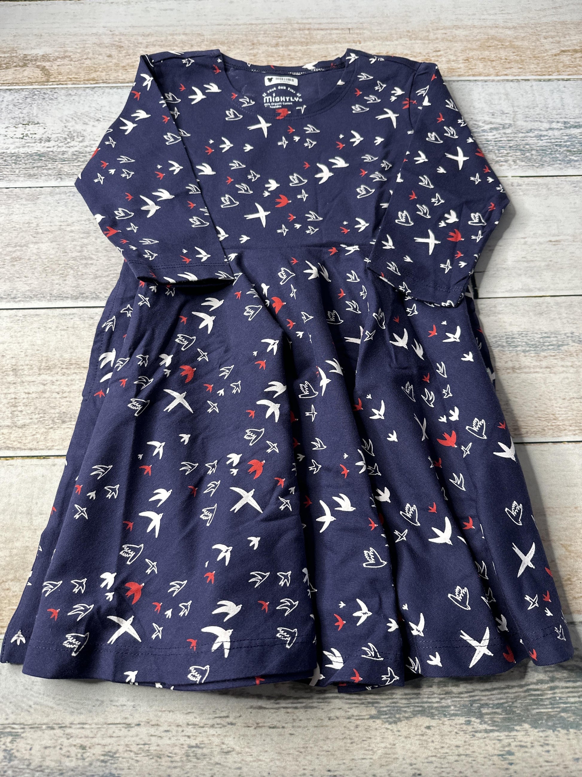 Mightly Girls Dress Size: 4T