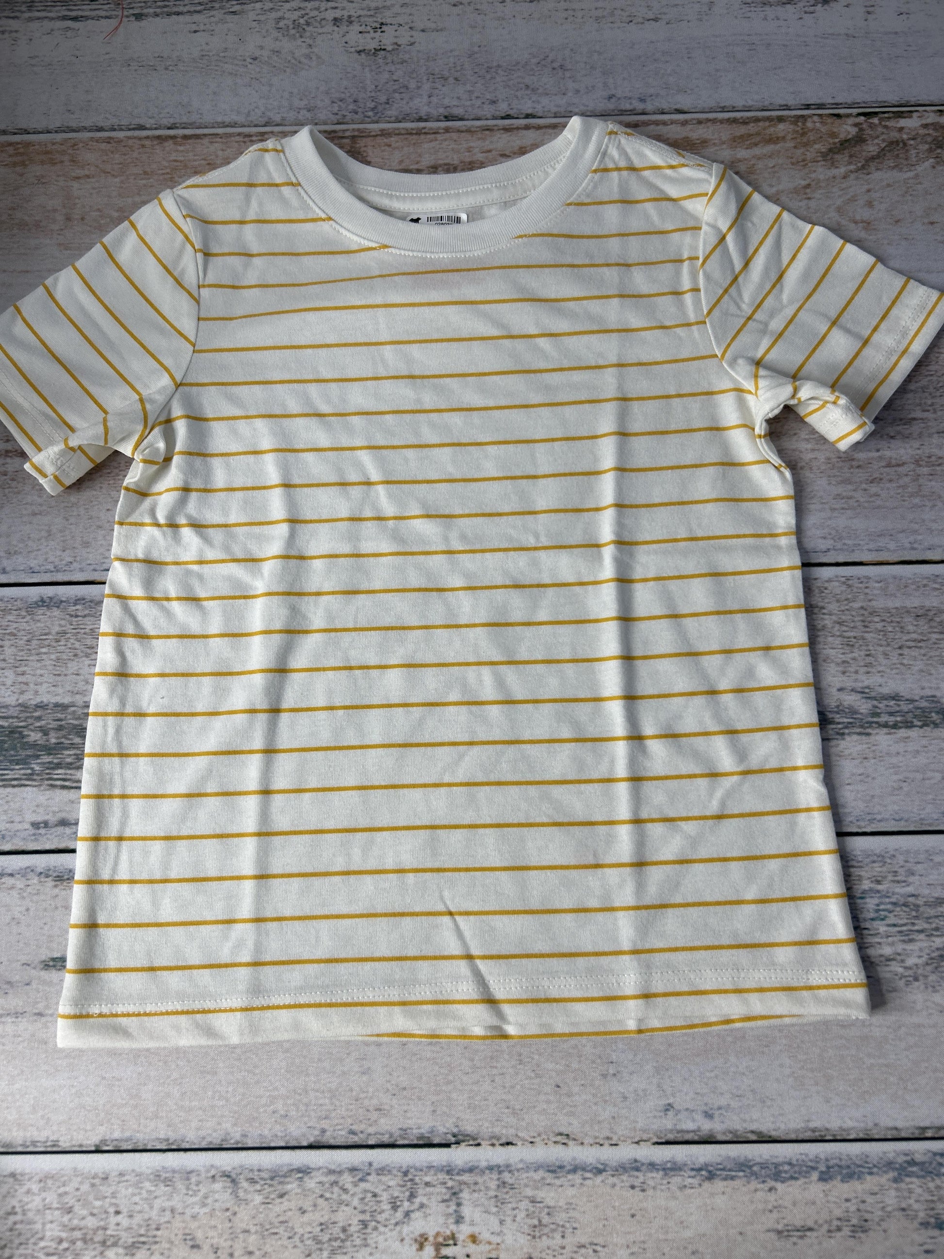 Unisex Short Sleeve Shirt Size: 4T