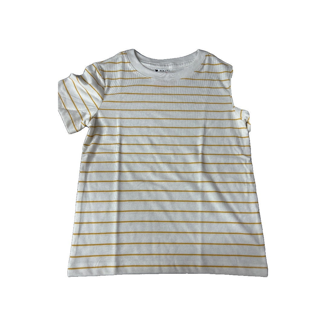 Unisex T-Shirt Size: 4T