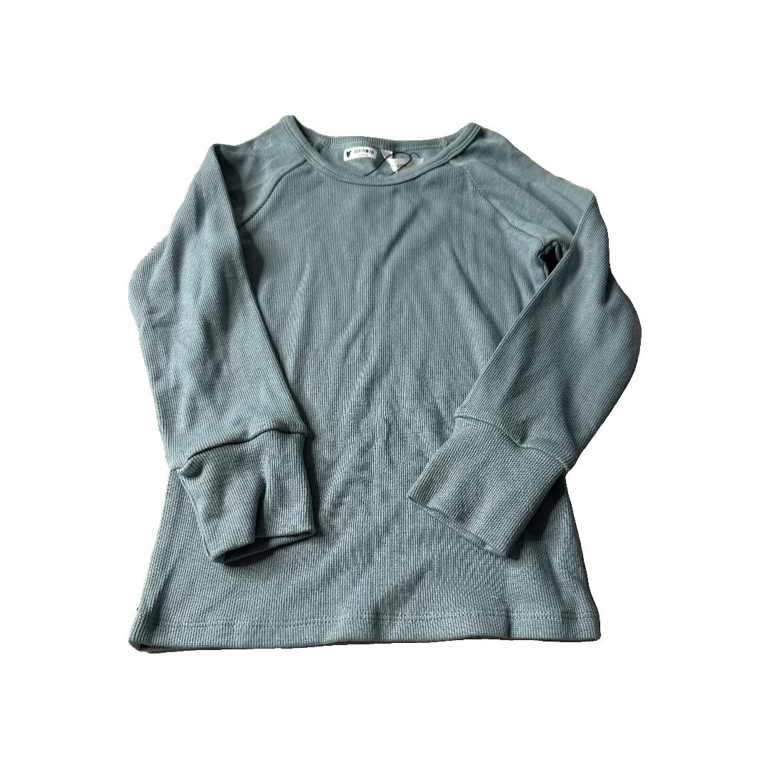 Unisex Long Sleeve T-Shirt Size: 4T