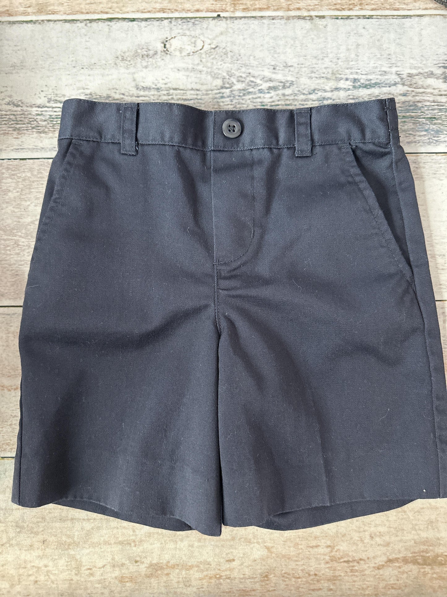 Unisex Shorts Size: 4T