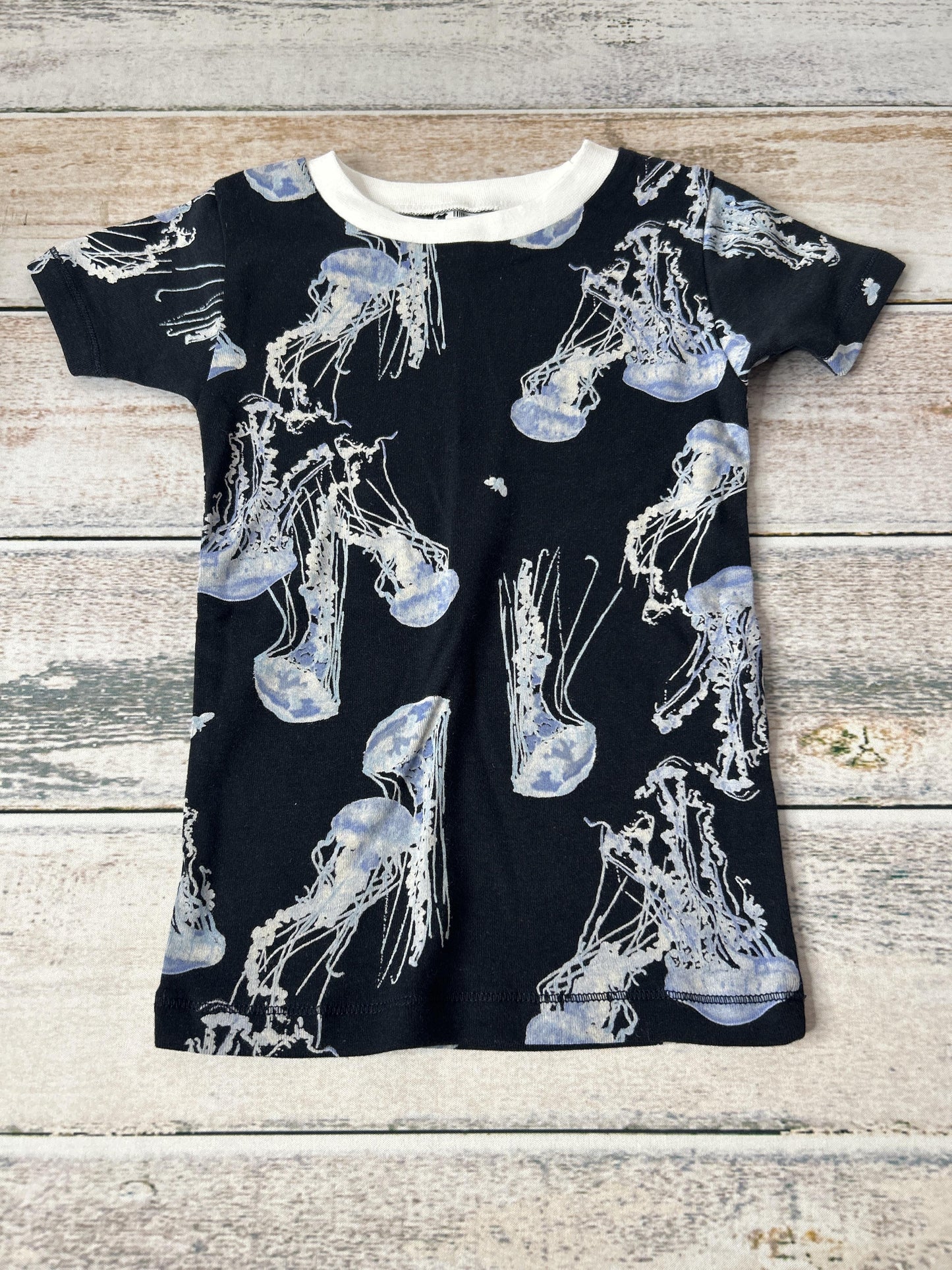 Unisex Pajamas Size: 4T