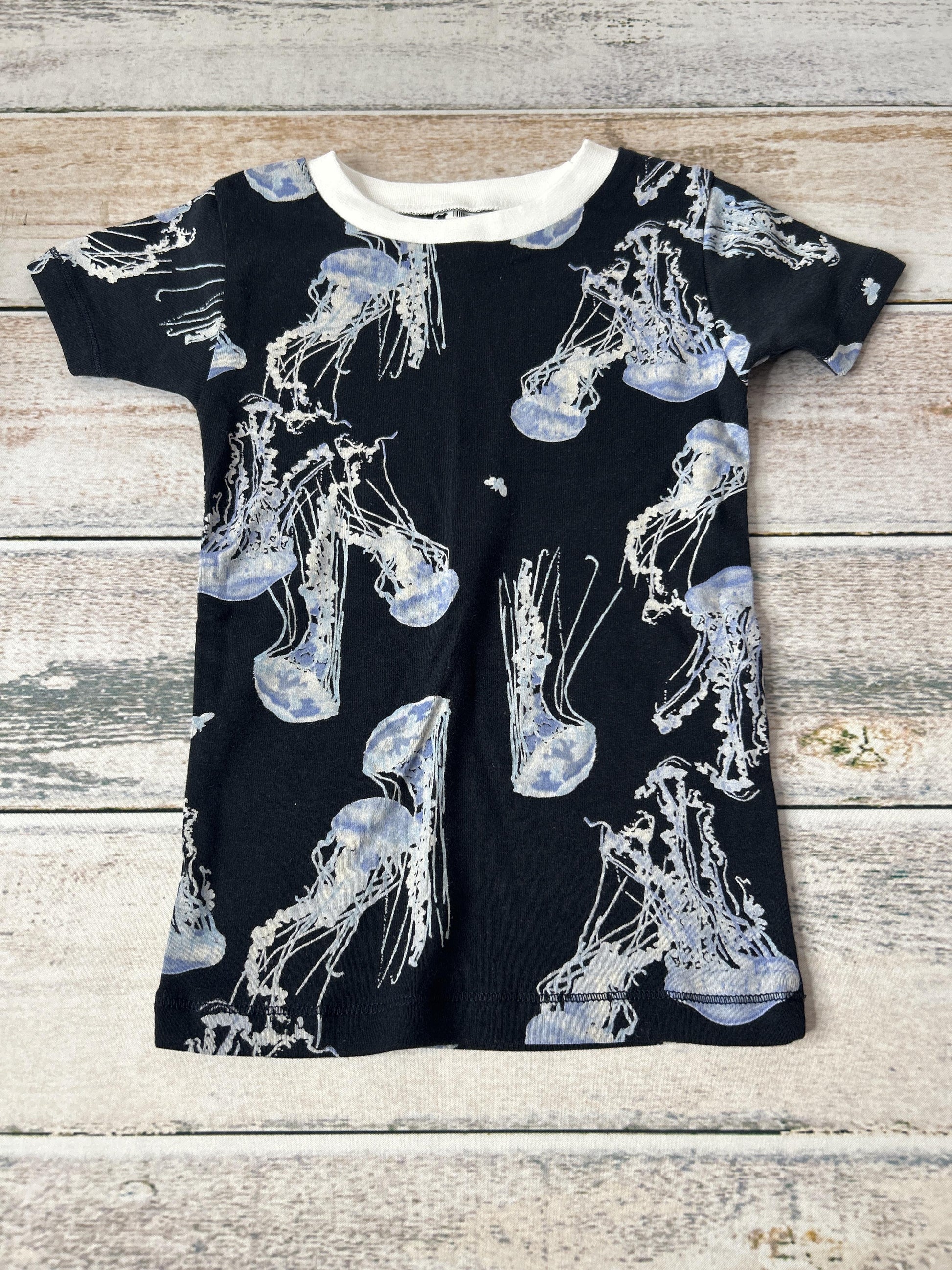 Unisex Pajamas Size: 4T