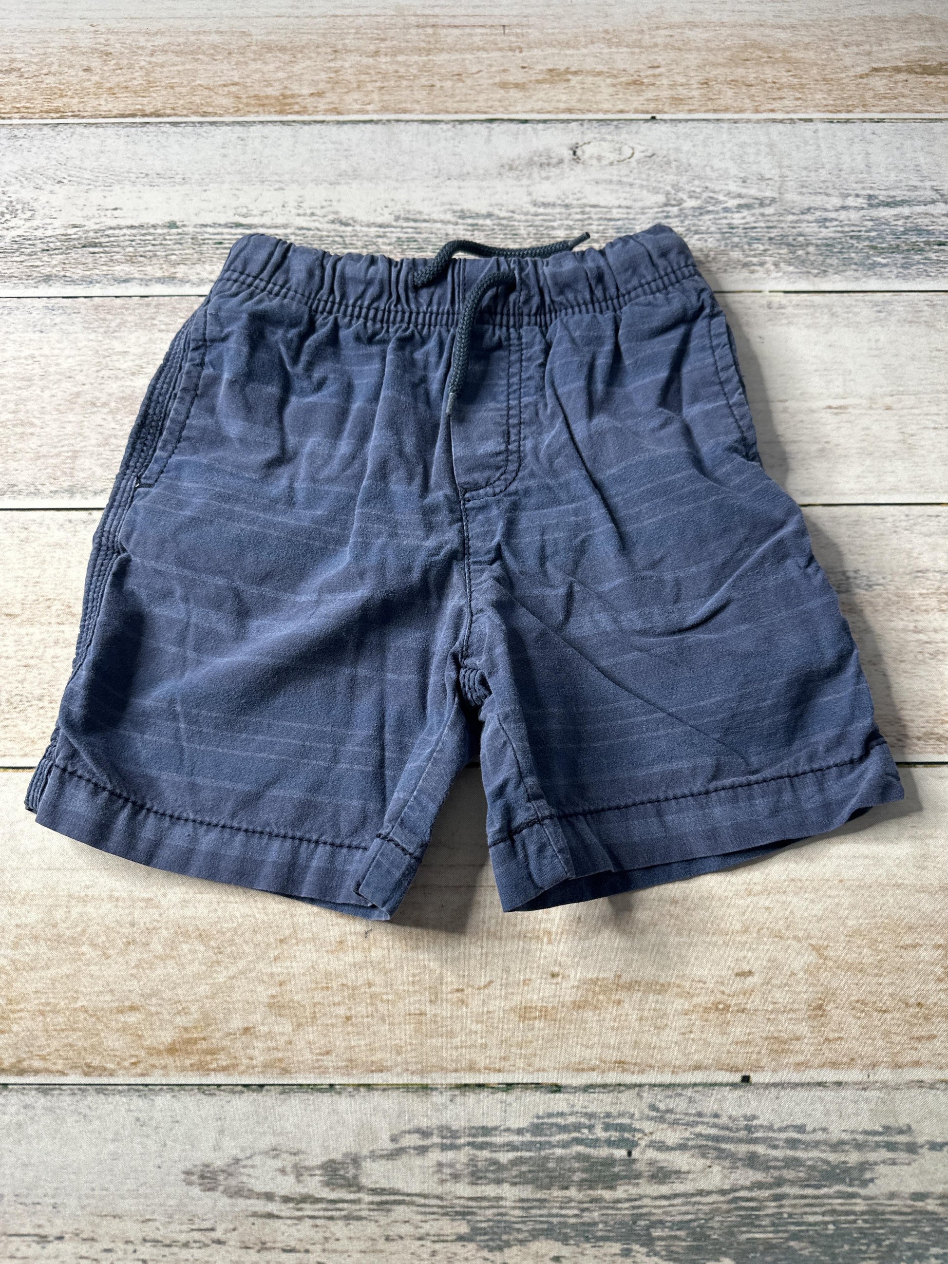 OshKosh Unisex Shorts Size: 4T