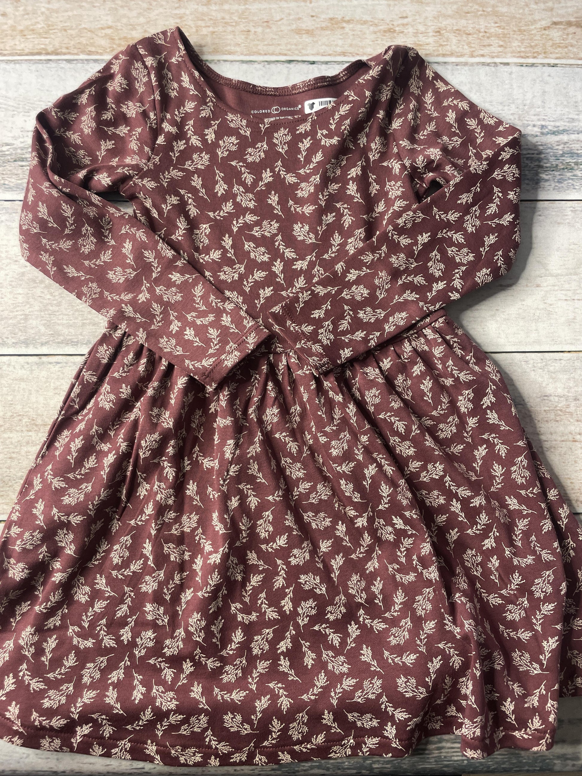 Girls Dress Size: 4T