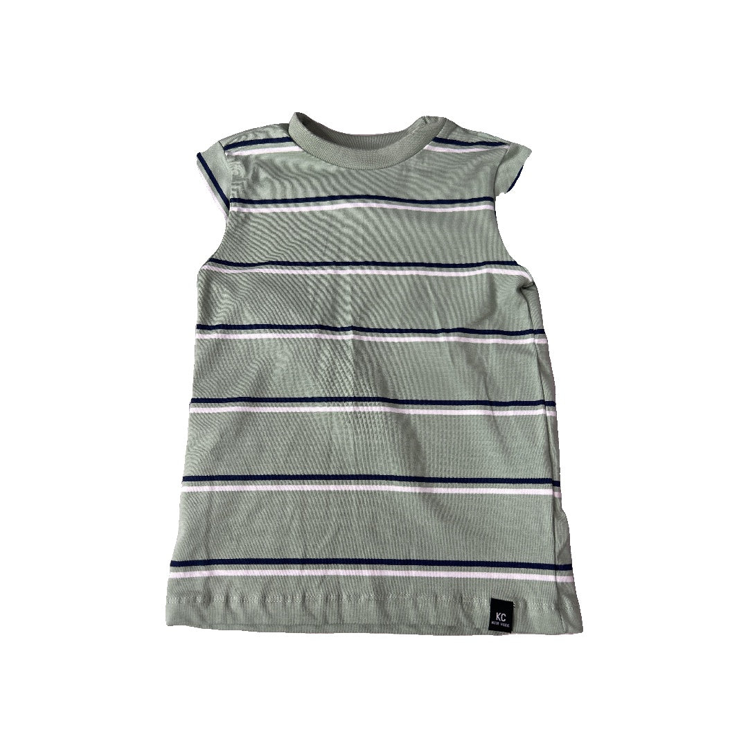 Unisex T-Shirt Size: 4T