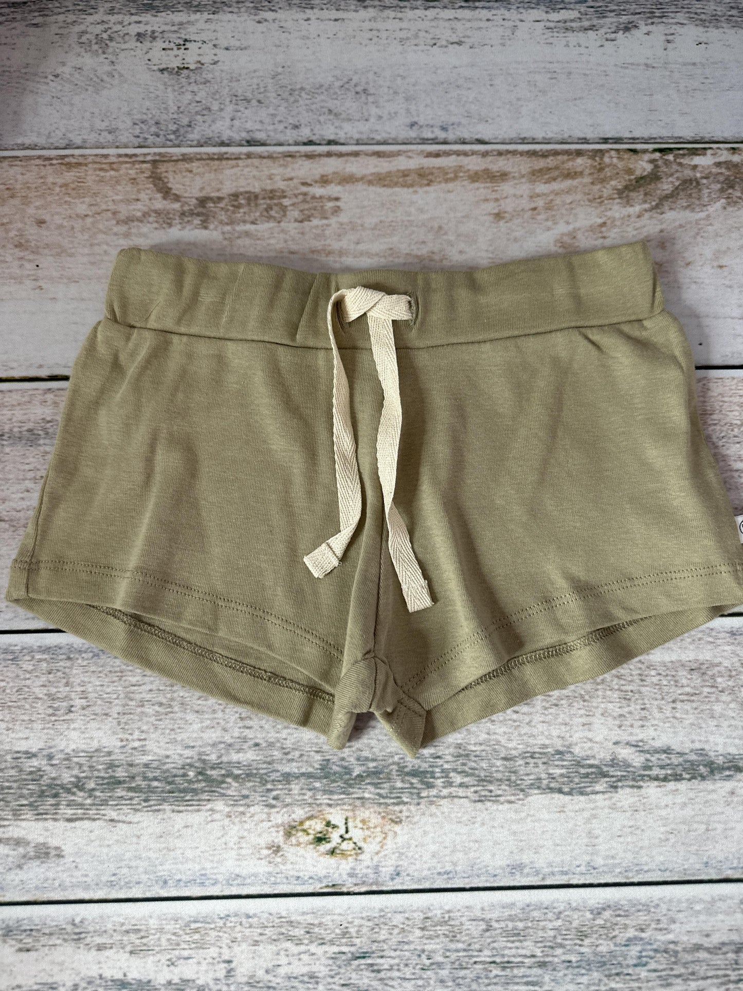 Honest co Unisex Shorts Size: 4T