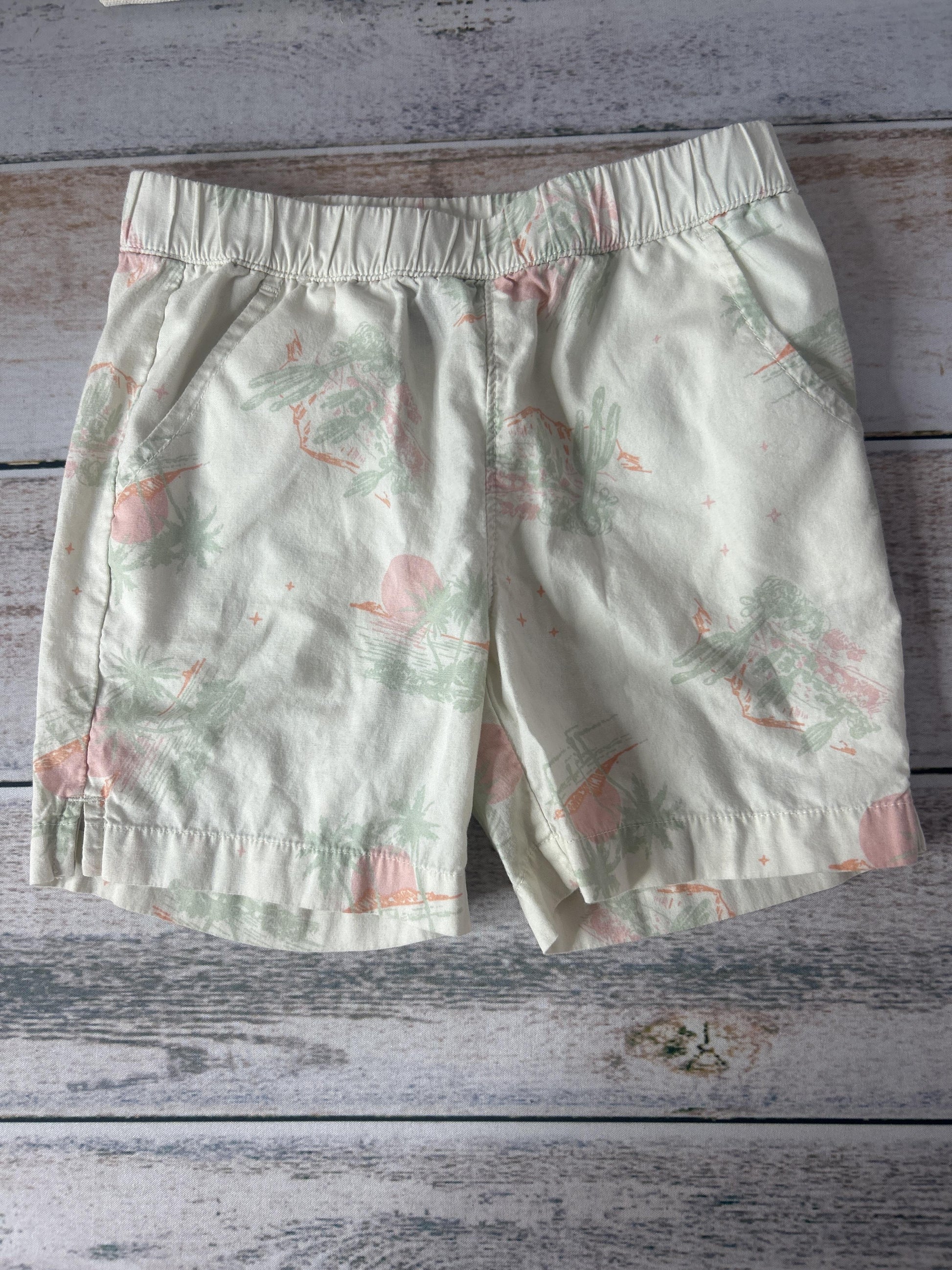 Unisex Shorts Size: 4T