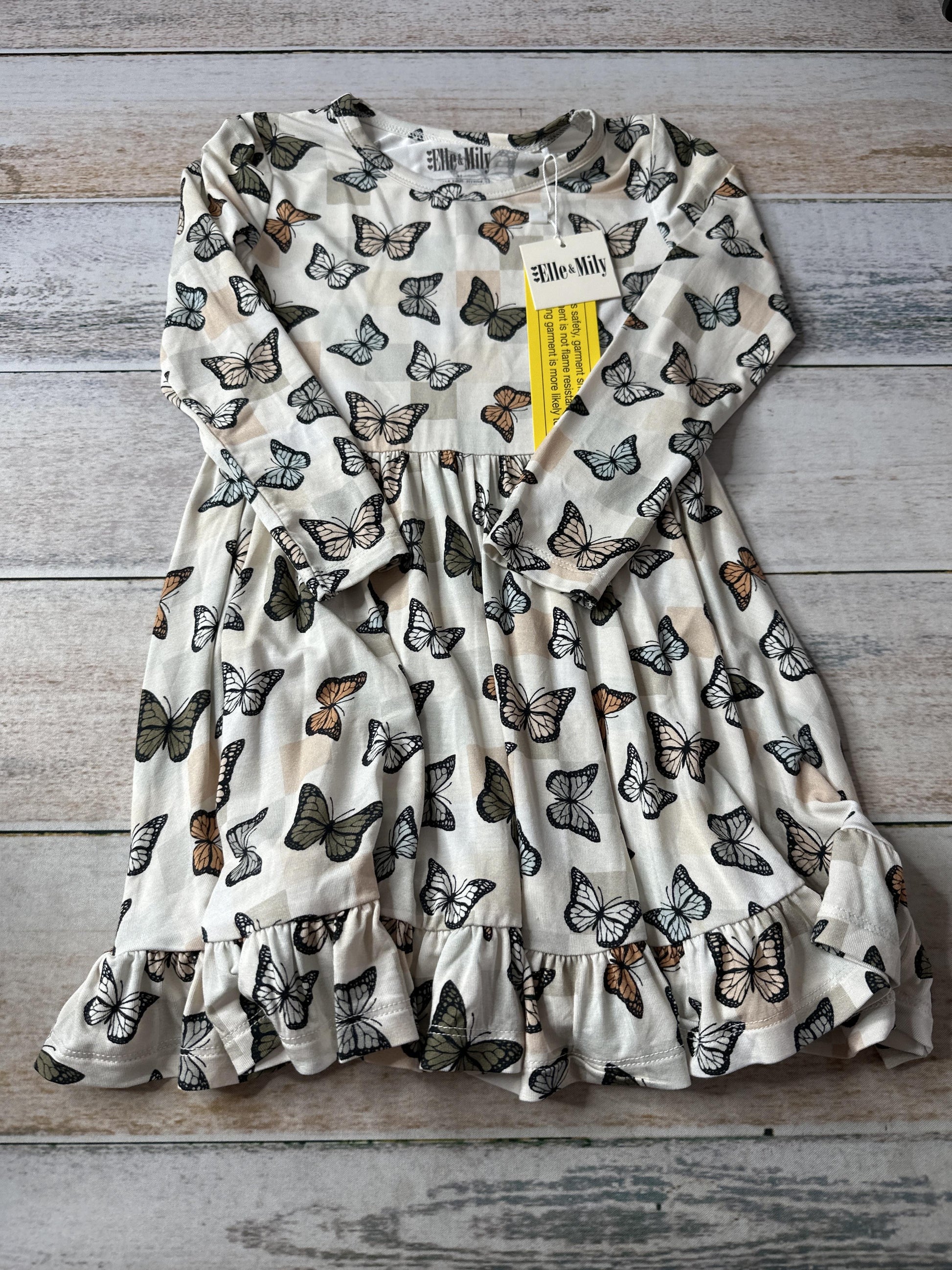 Elle & Mily Girls Dress Size: 4T