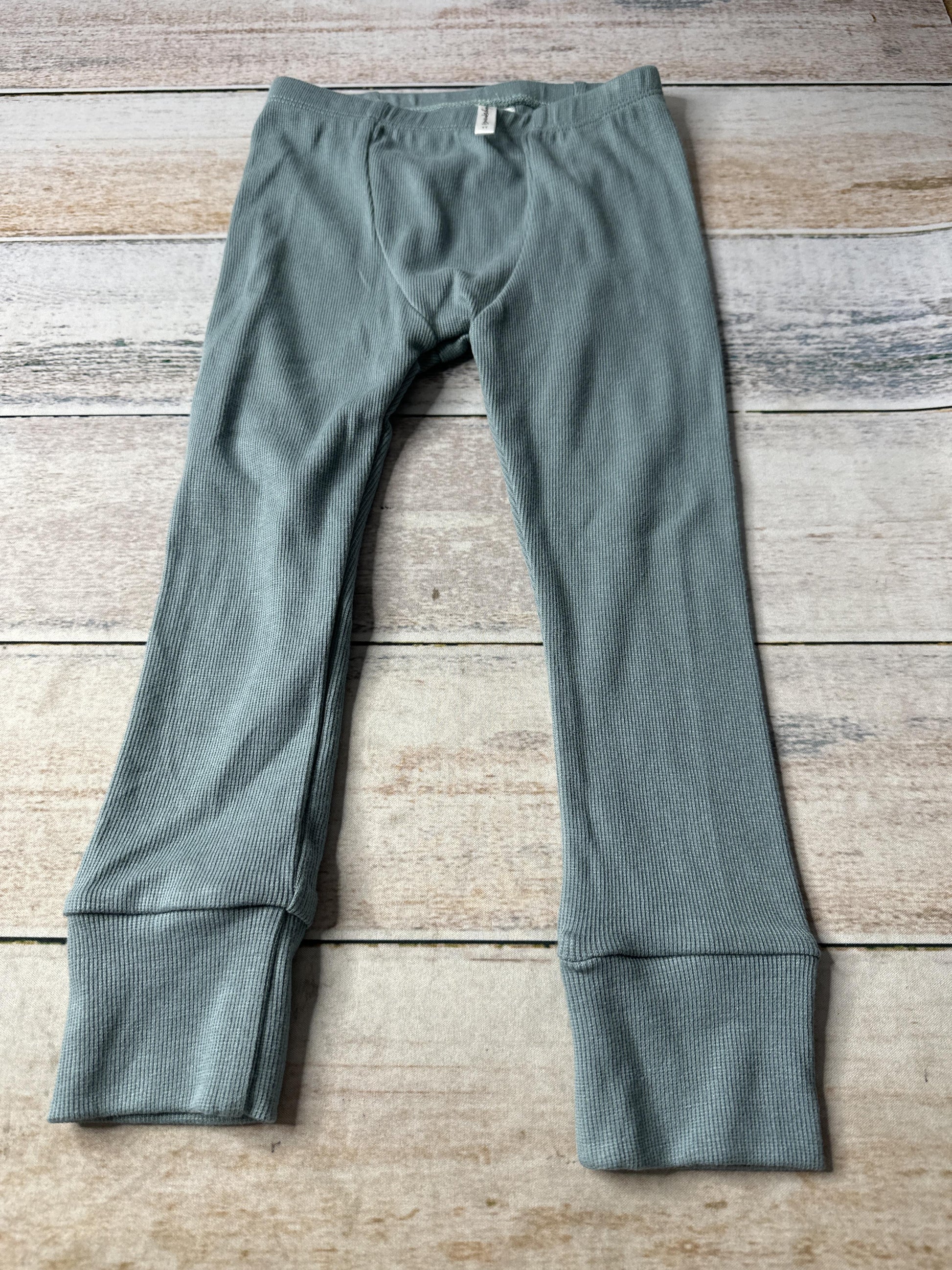 BabySprouts co Unisex Pants Size: 4T