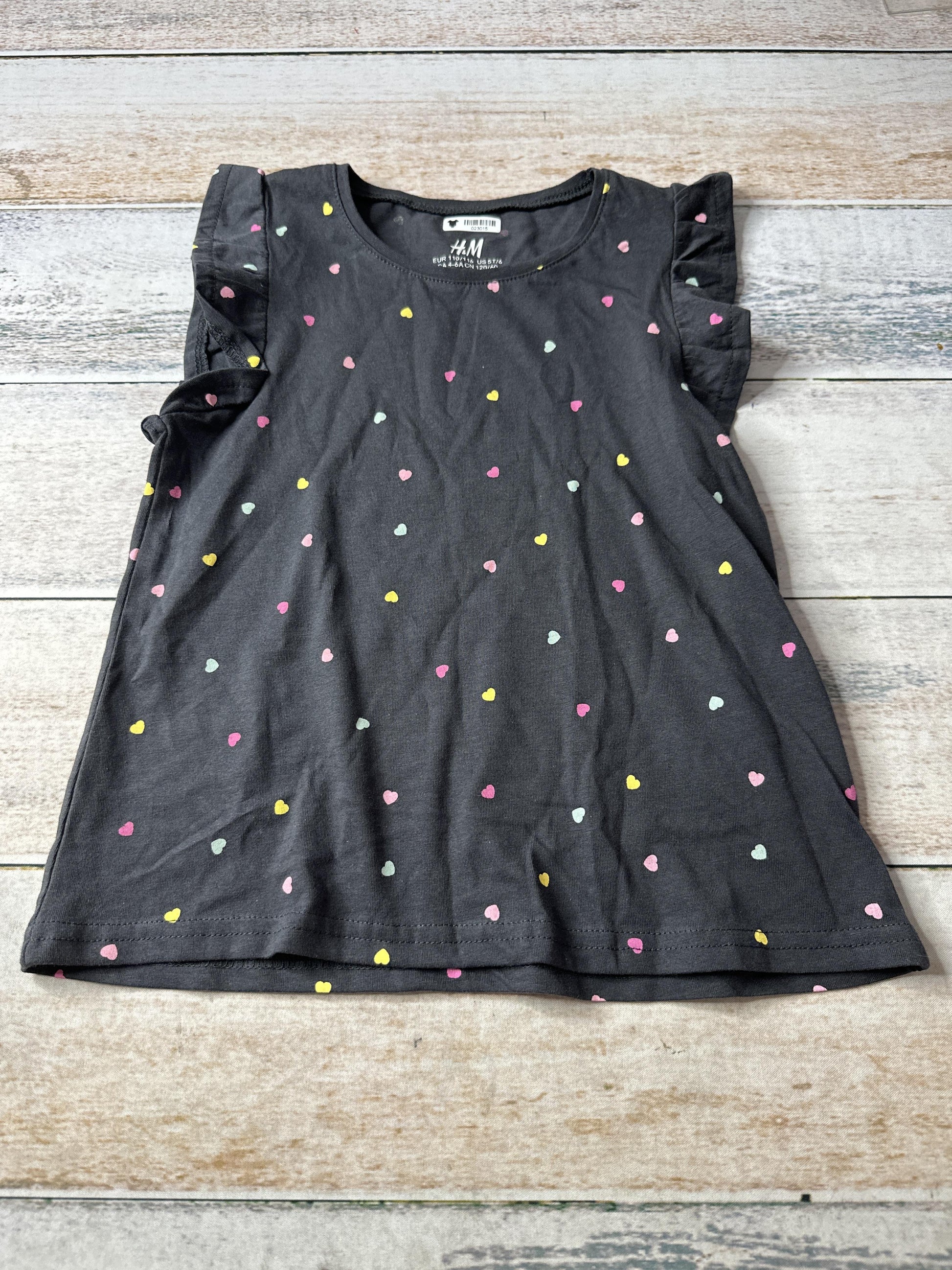 H&M Unisex T-Shirt Size: 5-6 Years