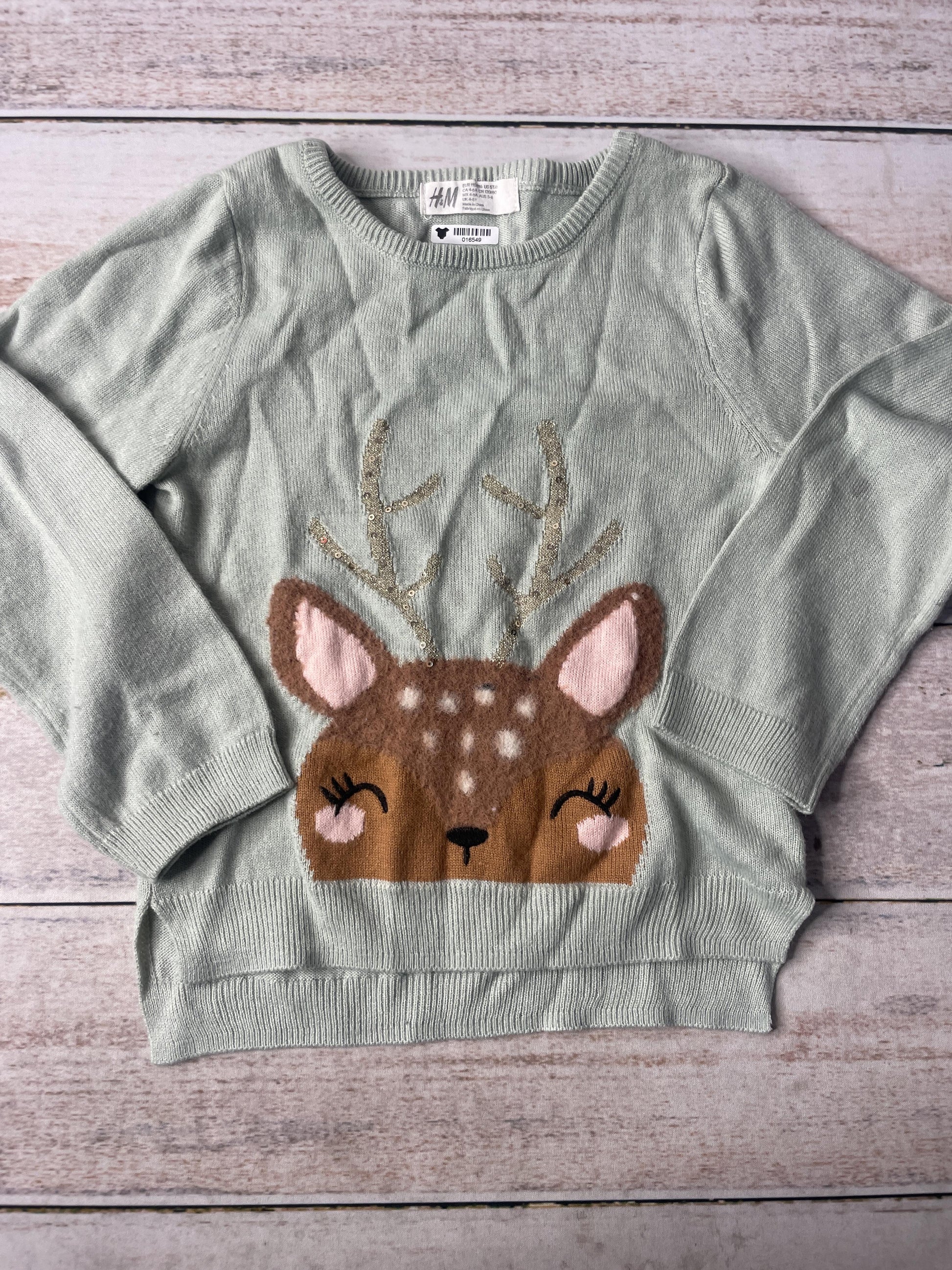 Unisex Sweater Size: 5-6 Years