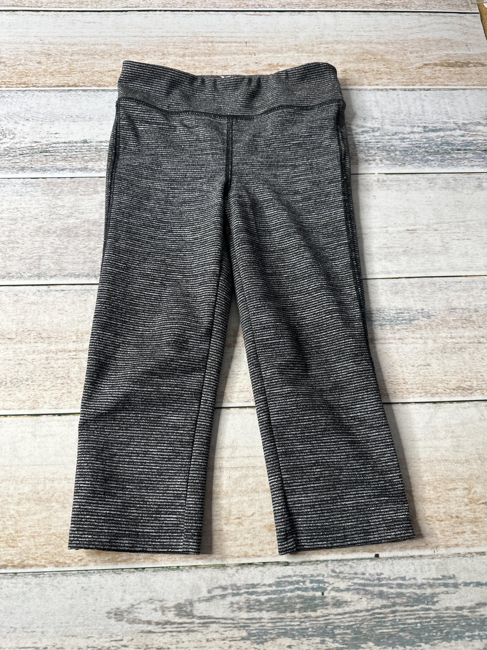 Old Navy Unisex Pants Size: 5