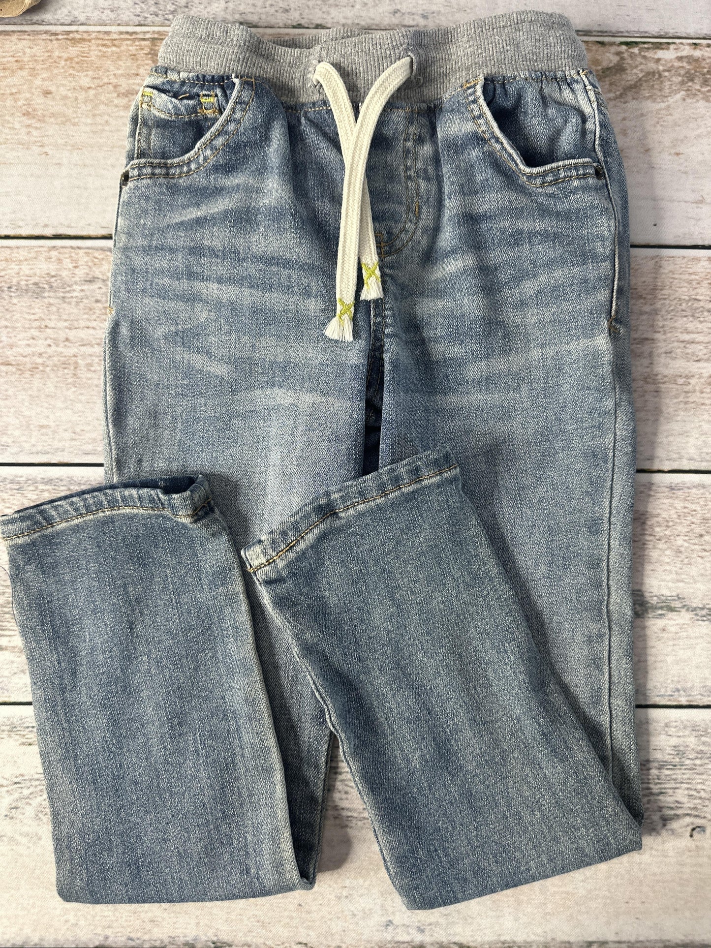 Unisex Button Down Short Sleeve Size: 5T