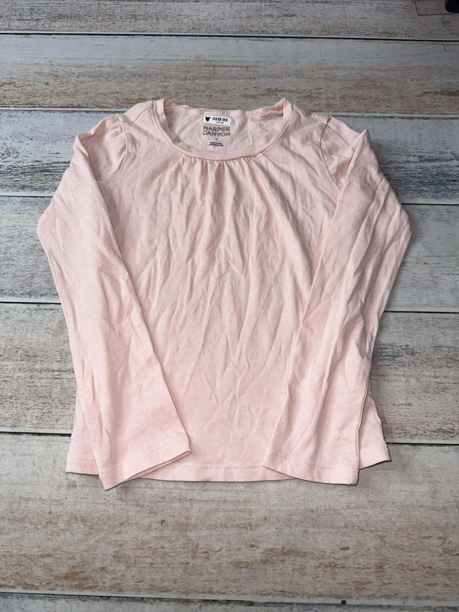 Unisex Long Sleeve Shirt Size: 5T