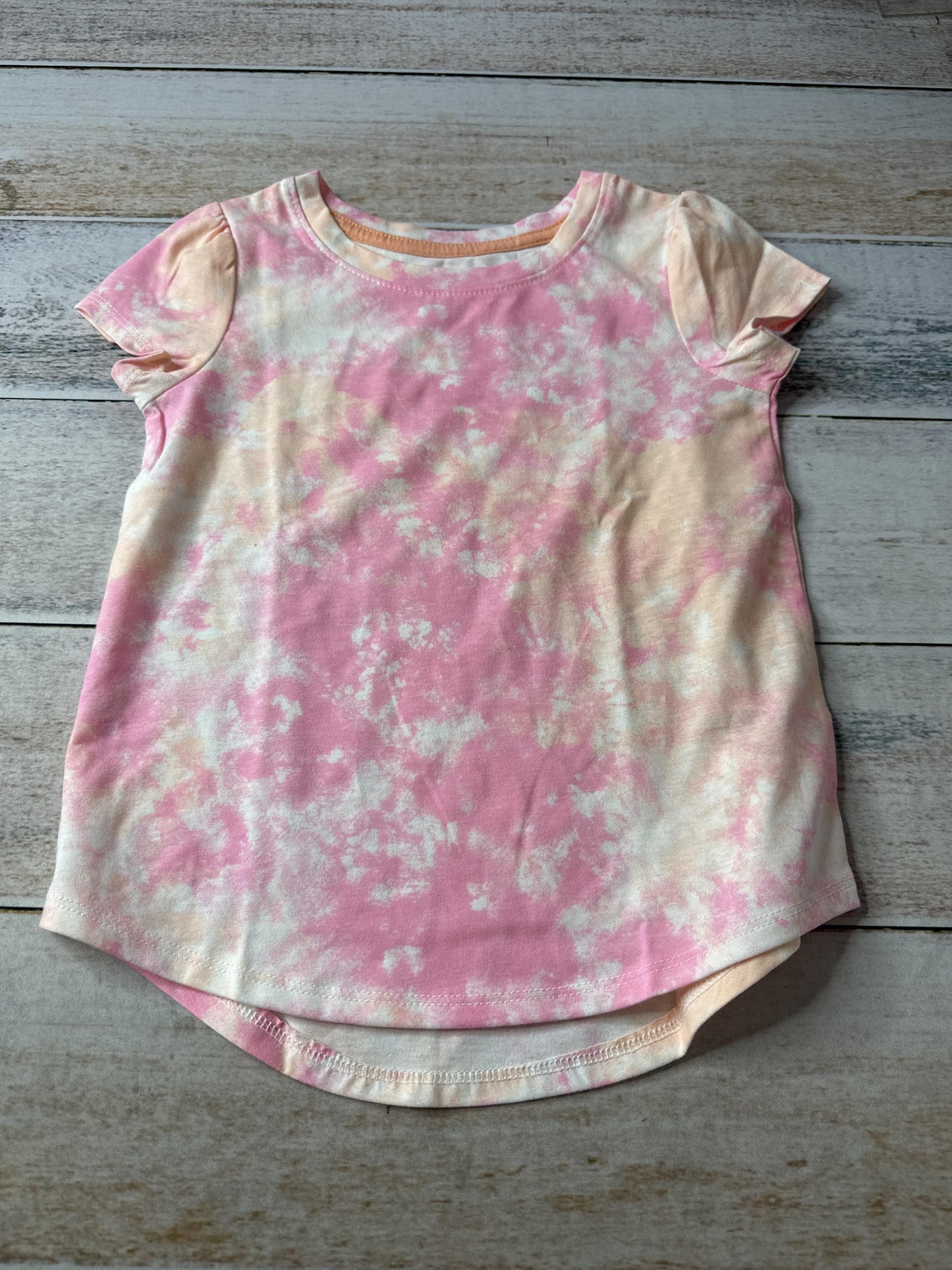 Unisex T-Shirt Size: 5T