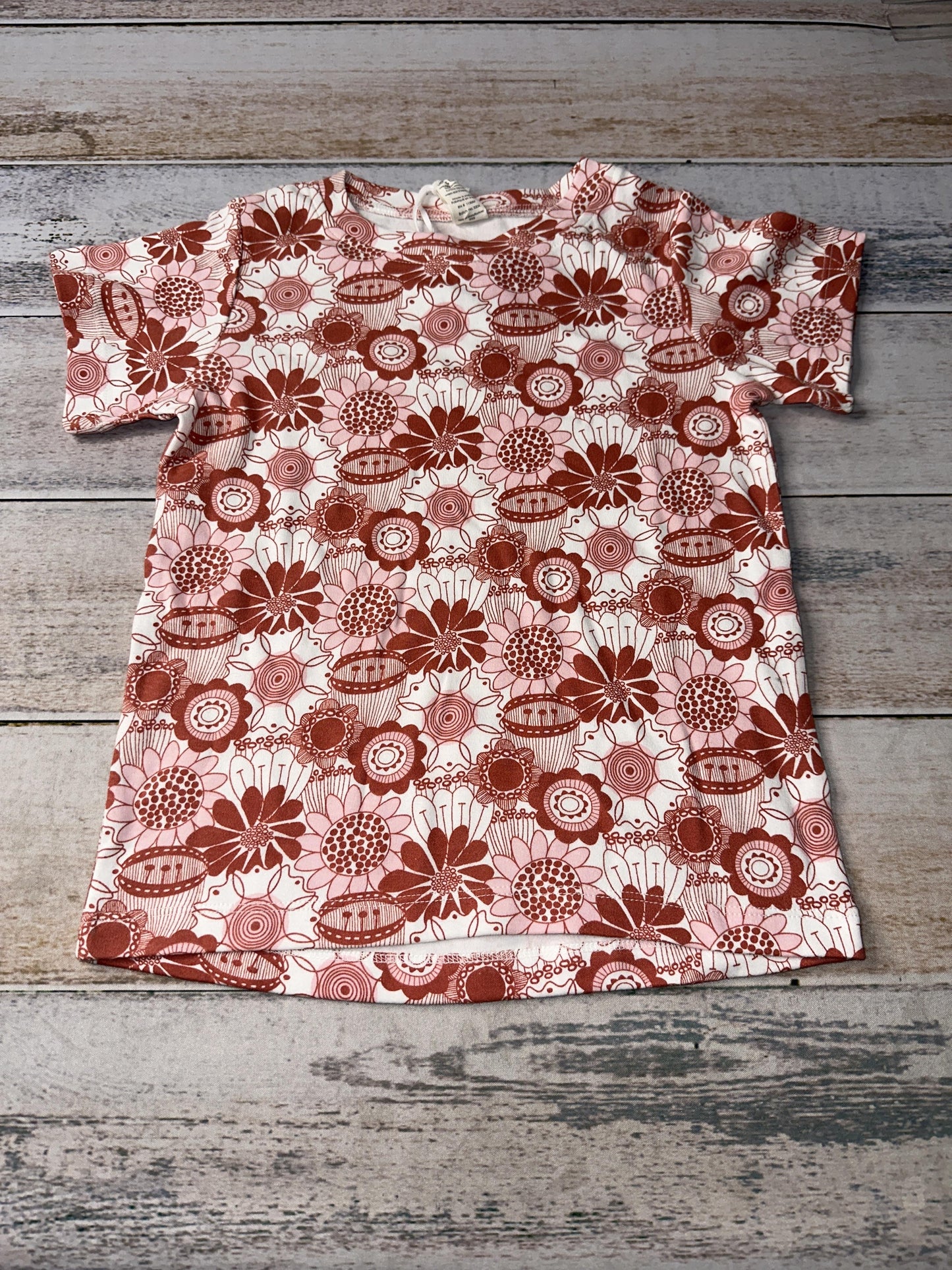 Kate Quinn Unisex T-Shirt Size: 5T