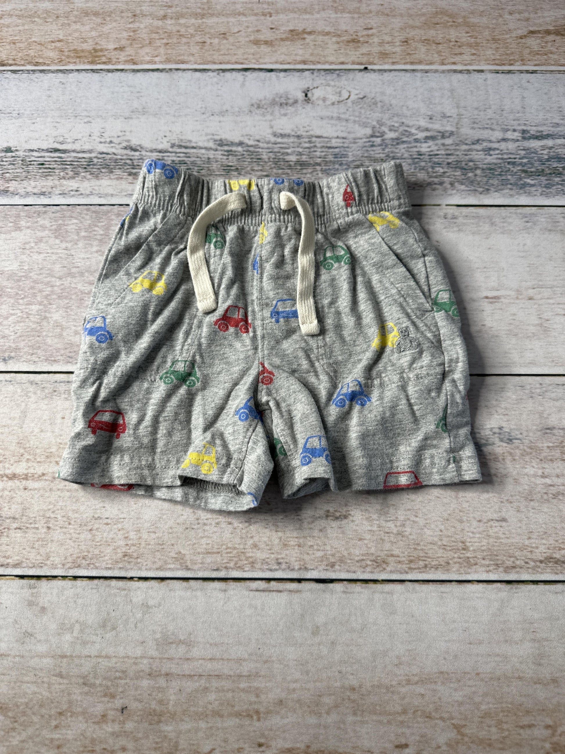 Unisex Shorts Size: 6-12 months