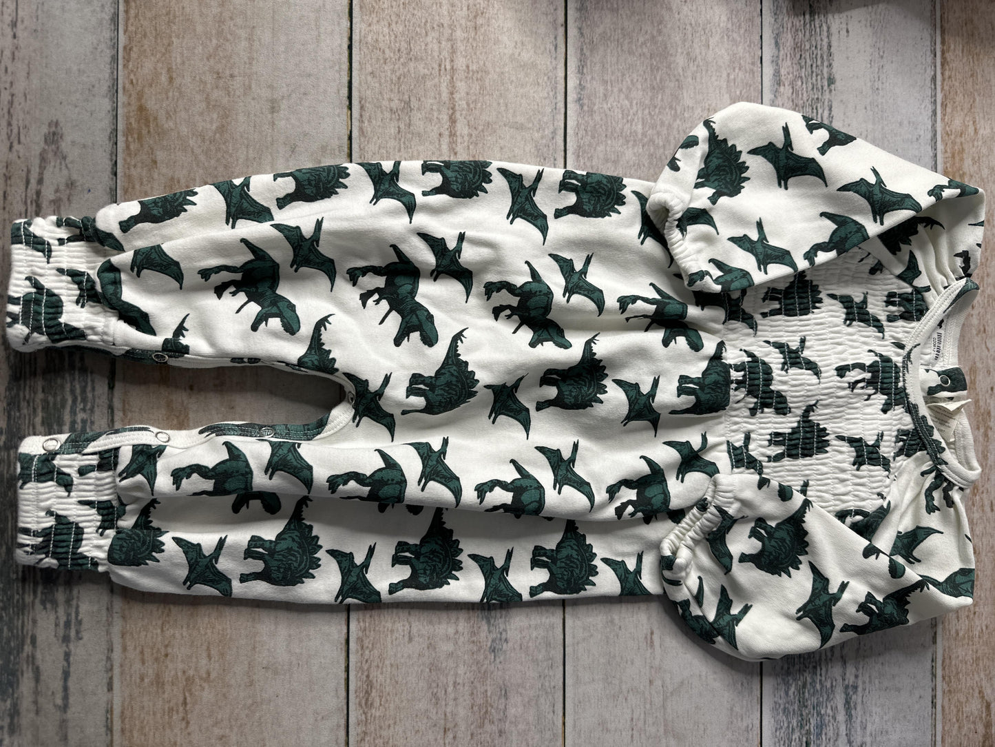 Unisex Pajamas Size: 6-12 months