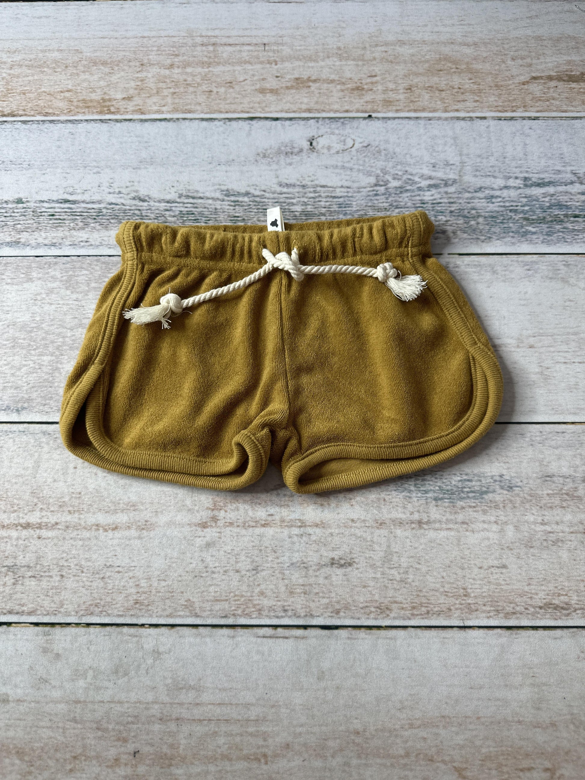 Rylee + Cru Unisex Shorts Size: 6-12 months