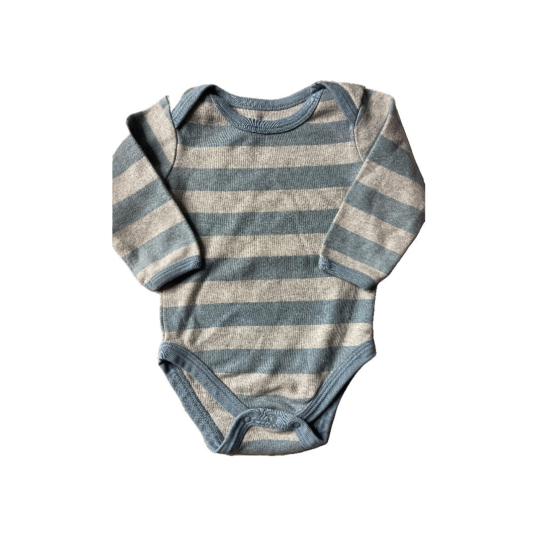 pact Unisex Onesie Size: 6-12 months