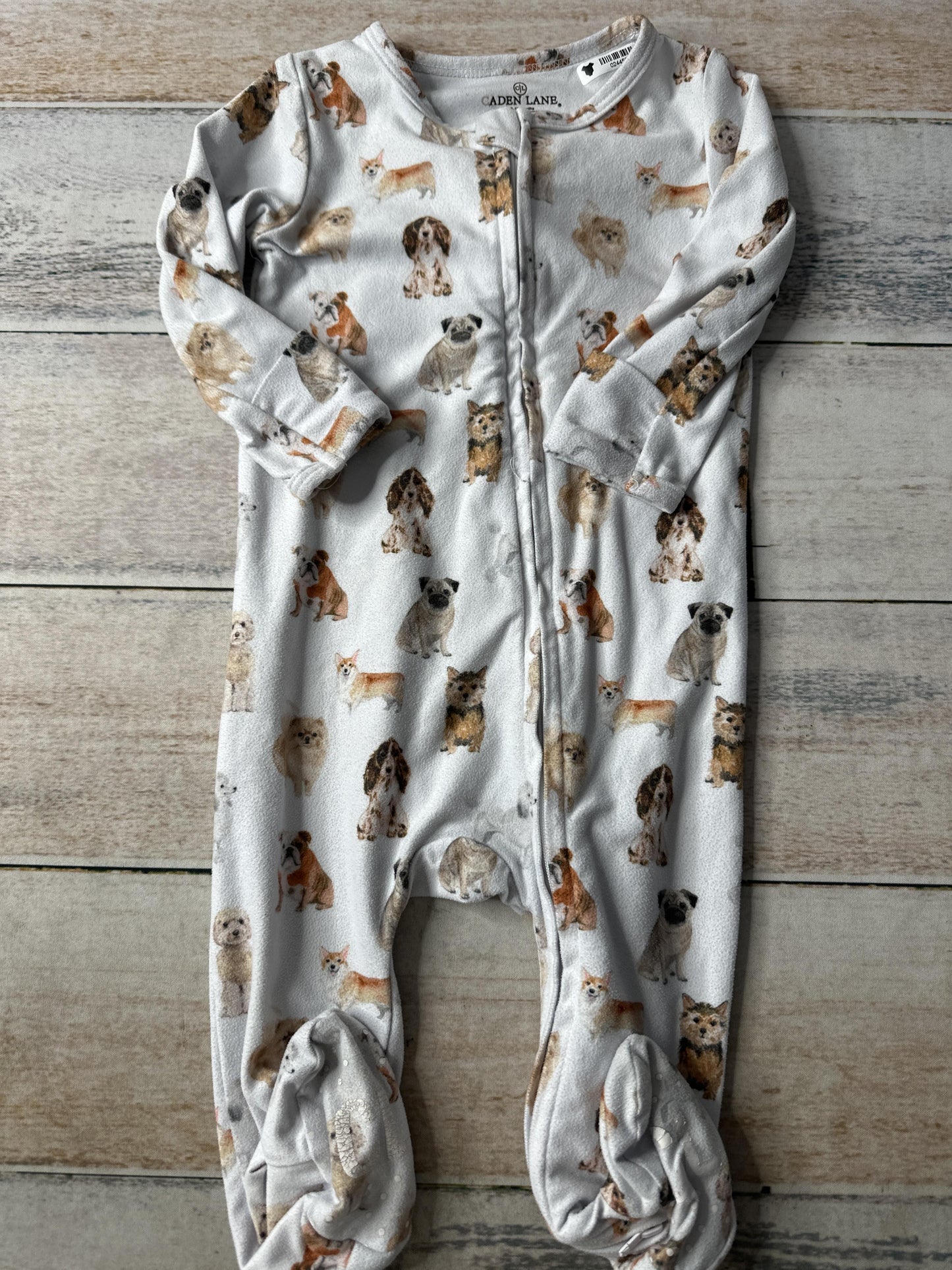 Unisex Pajamas Size: 6-12 months