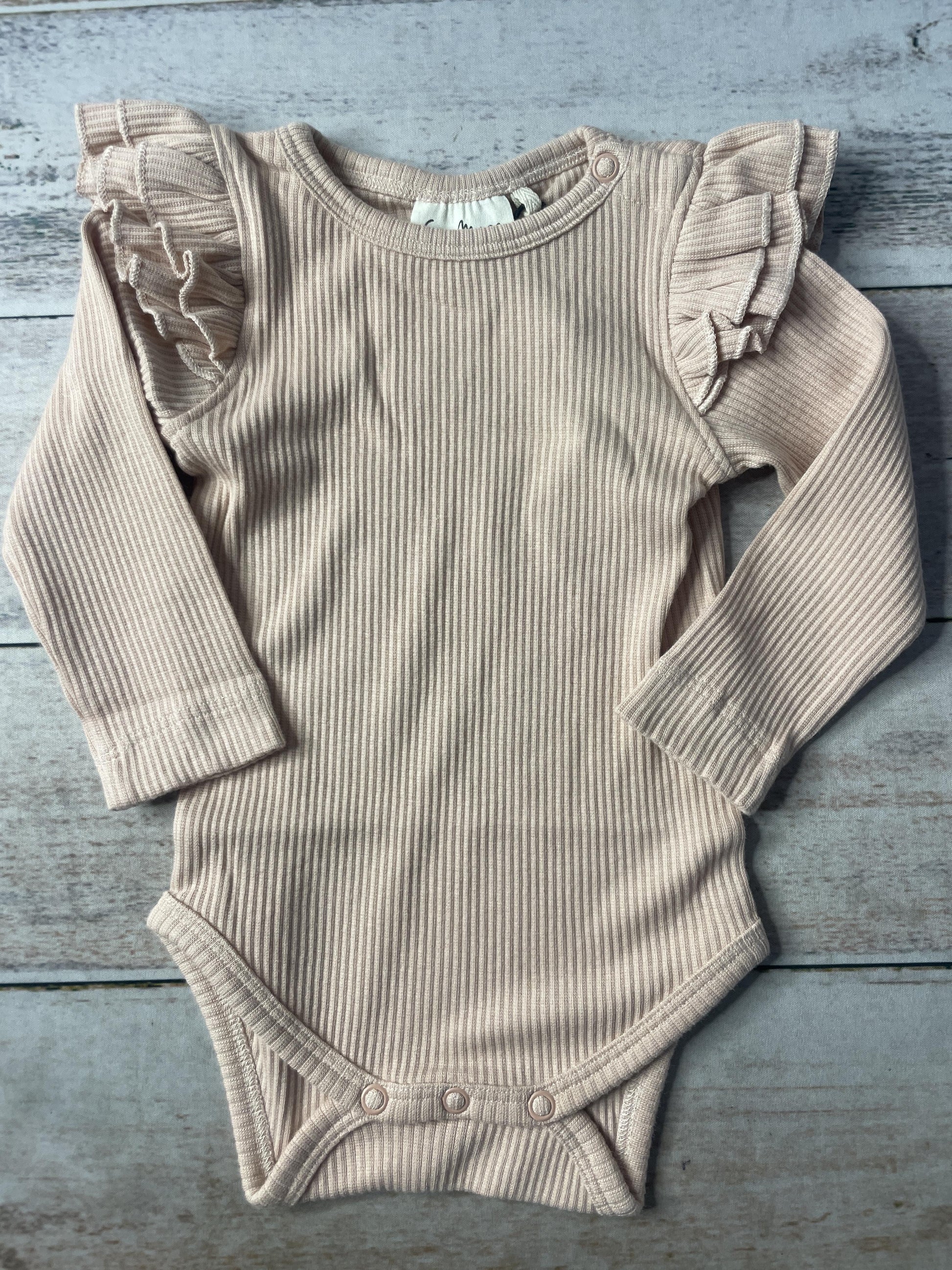 Unisex Onesie Size: 6-9 months
