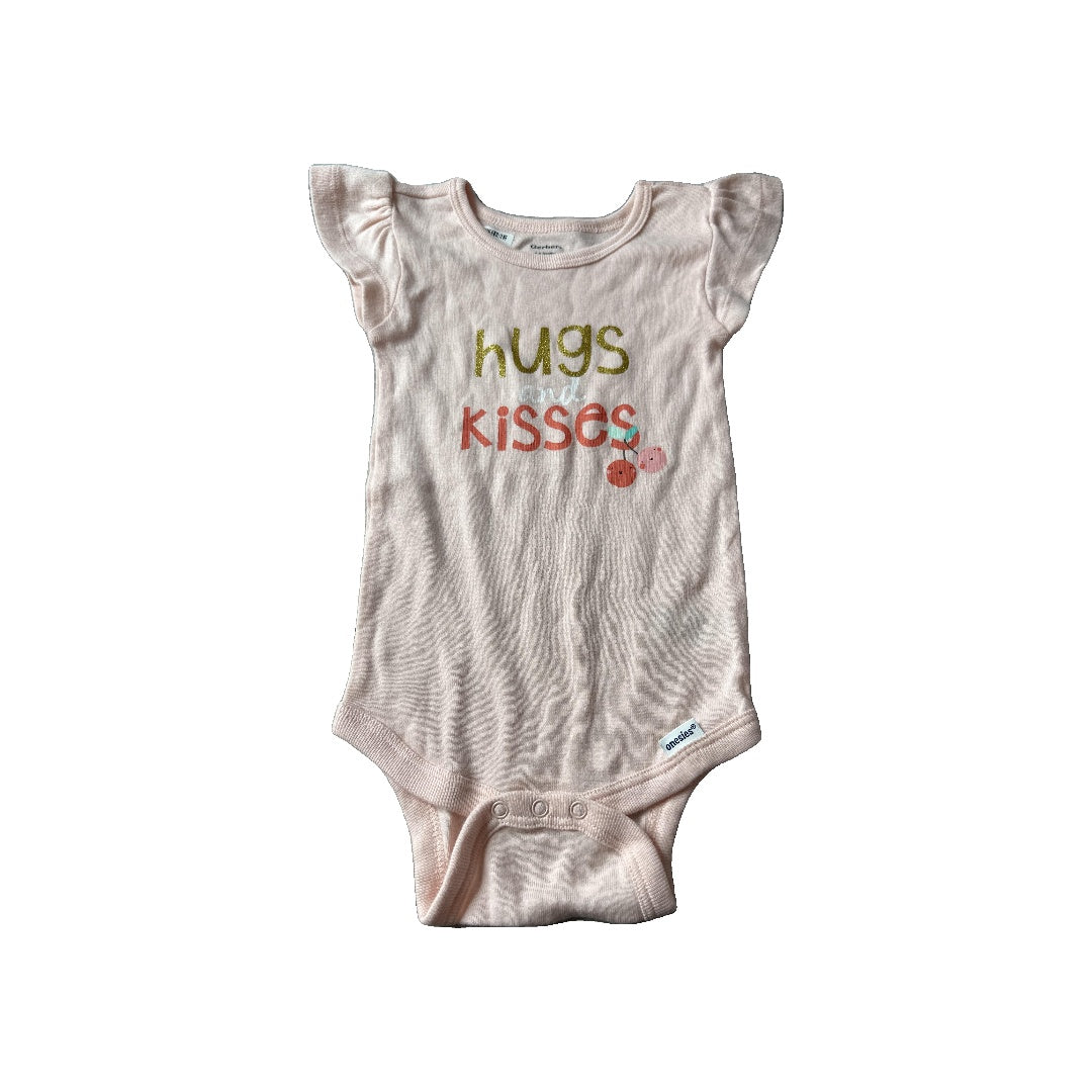 Gerber Unisex Onesie Size: 6-9 months
