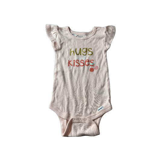 Gerber Unisex Onesie Size: 6-9 months