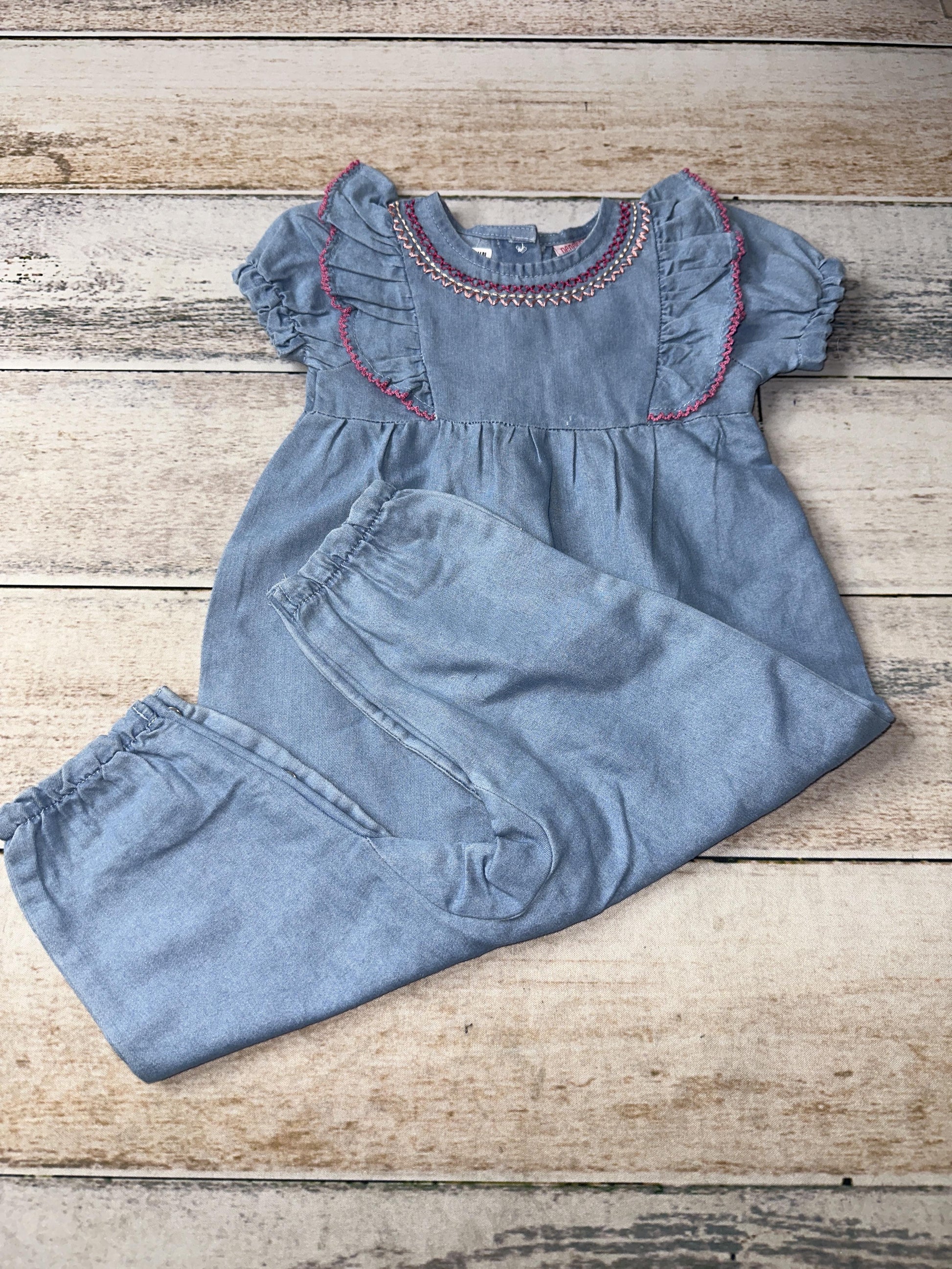 Penelope Mack Unisex Romper Size: 6-9 months