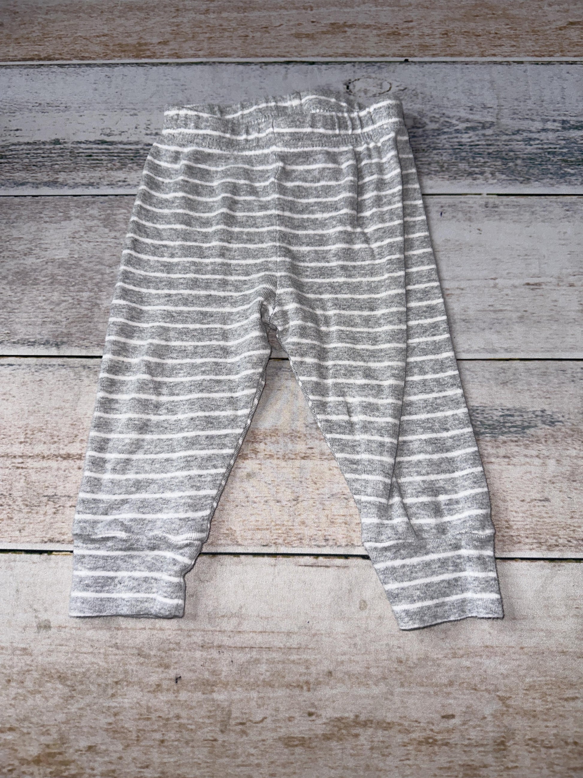 Carters Unisex Pants Size: 6-9 months