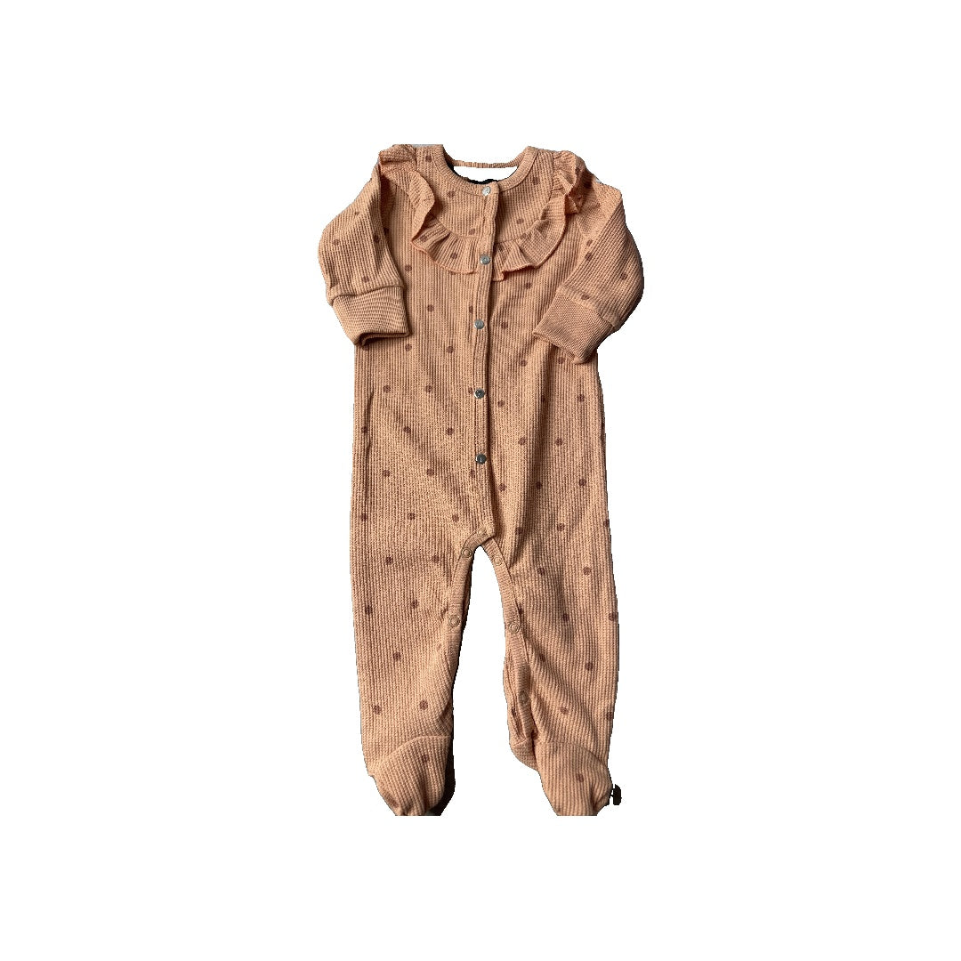 Unisex Long Sleeve Outfit Size: 6-9 months