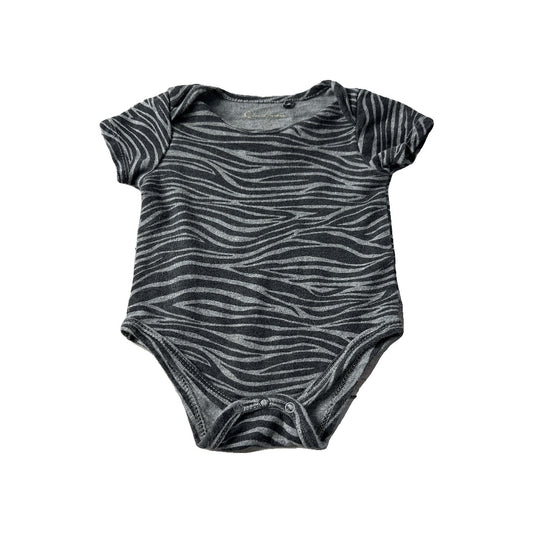 Jessica Simpson Unisex Onesie Size: 6-9 months