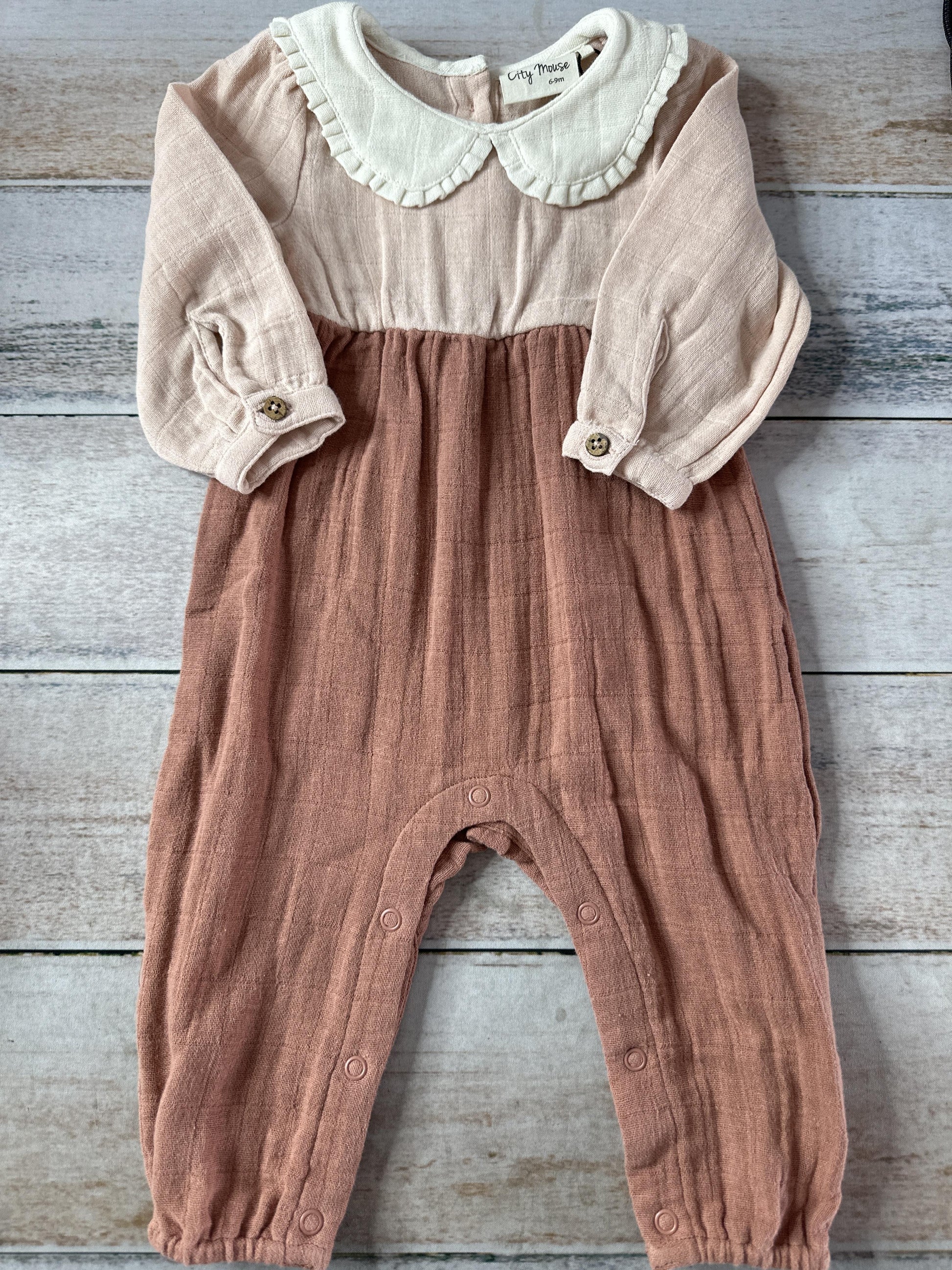 City Mouse Girls Long Sleeve Outfit Size: 6-9 months