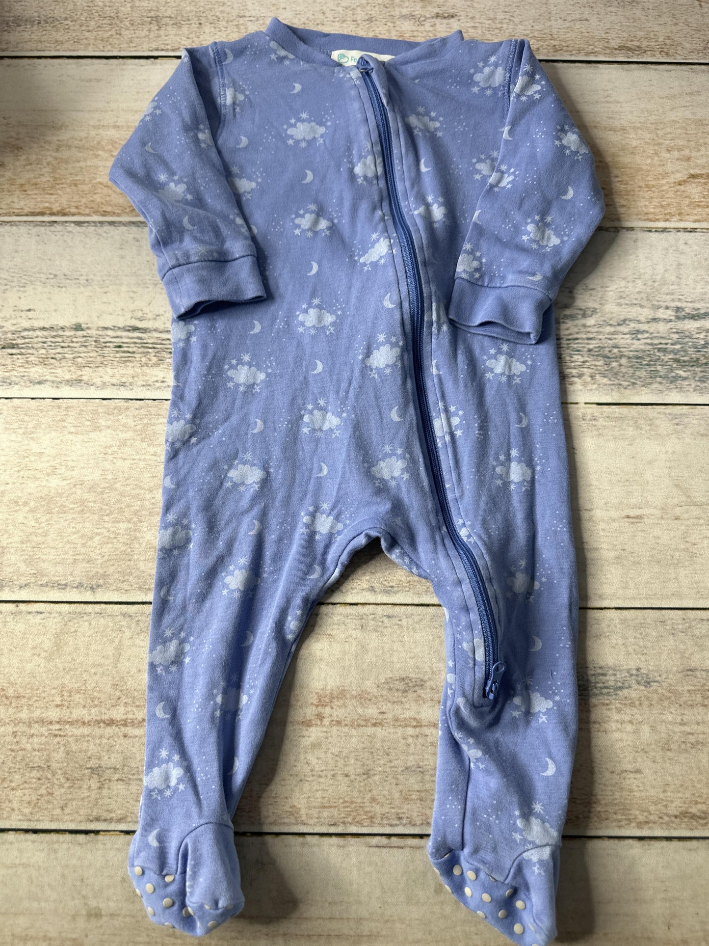 Unisex Pajamas Size: 6-9 months
