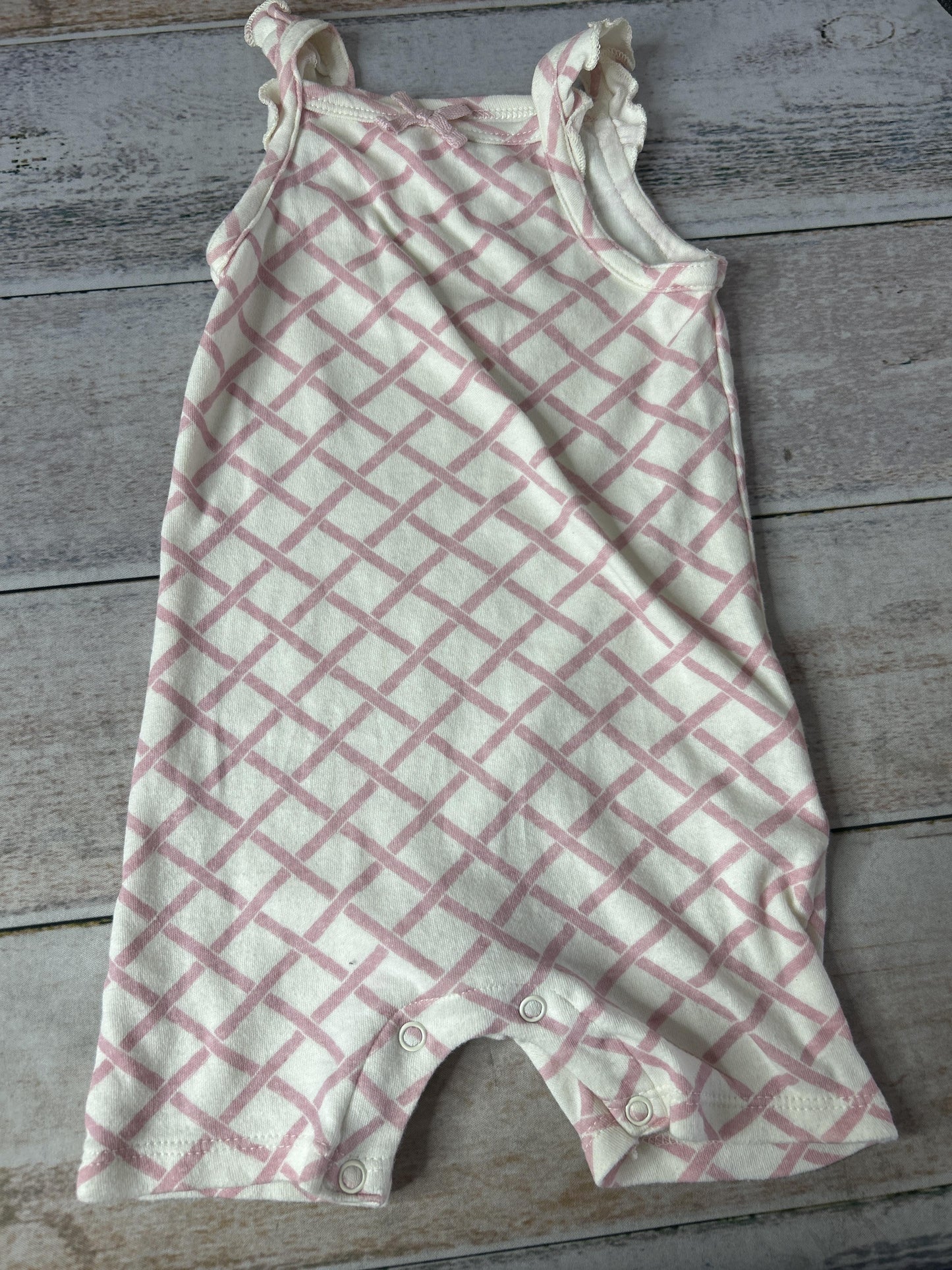 Unisex Romper Size: 6-9 months