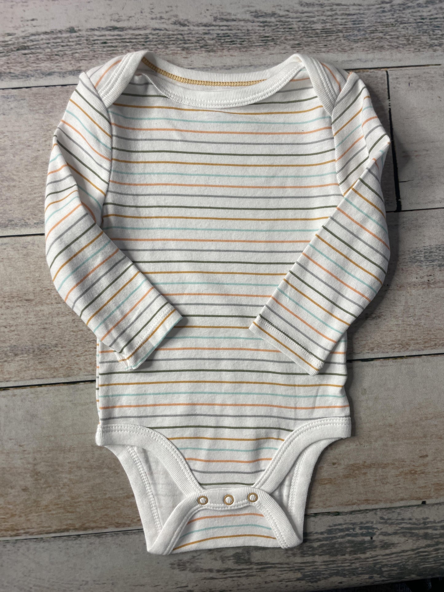 Unisex Onesie Size: 6-9 months