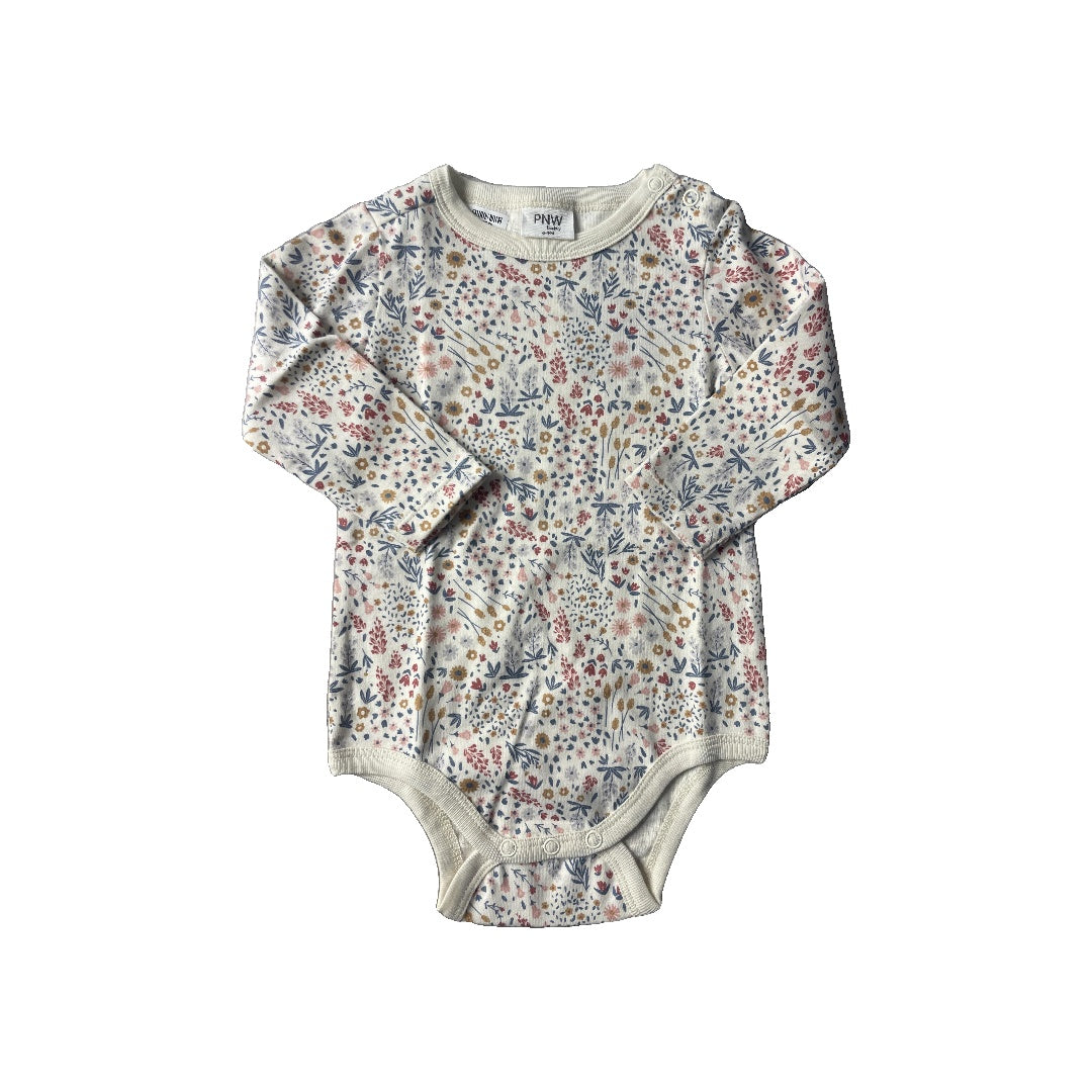 Unisex Onesie Size: 6-9 months