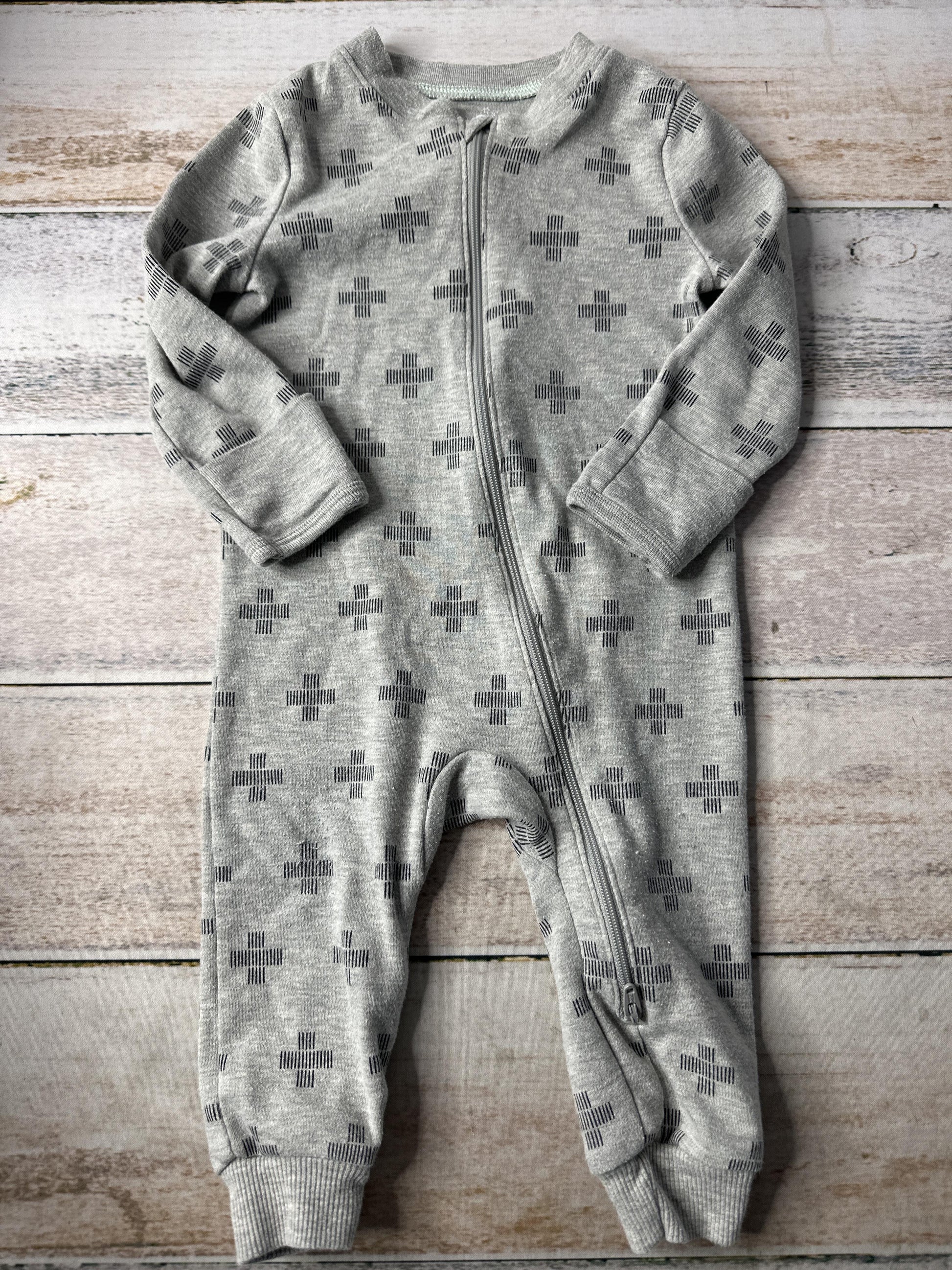 Unisex Long Sleeve Outfit Size: 6-9 months