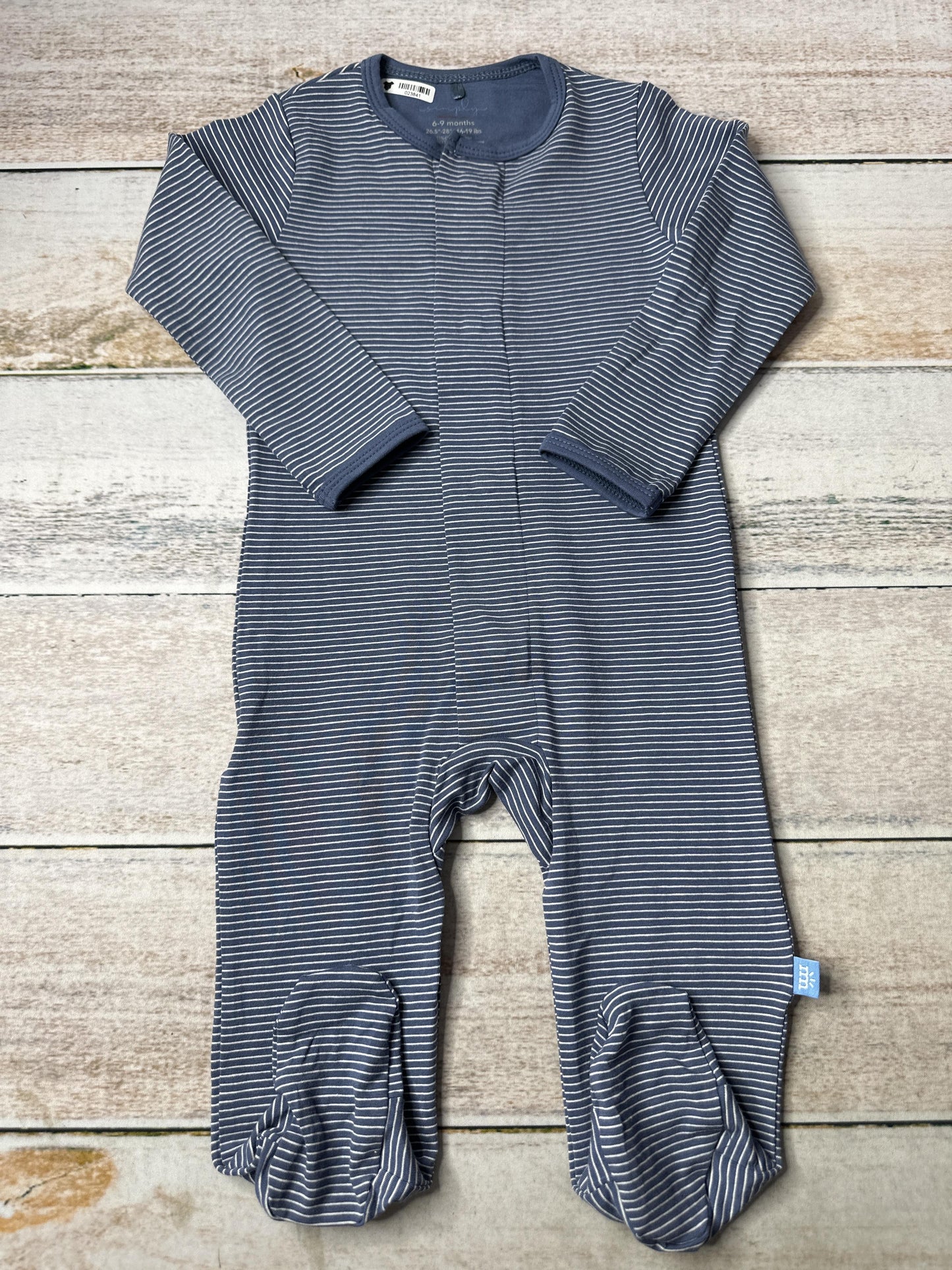 Unisex Pajamas Size: 6-9 months