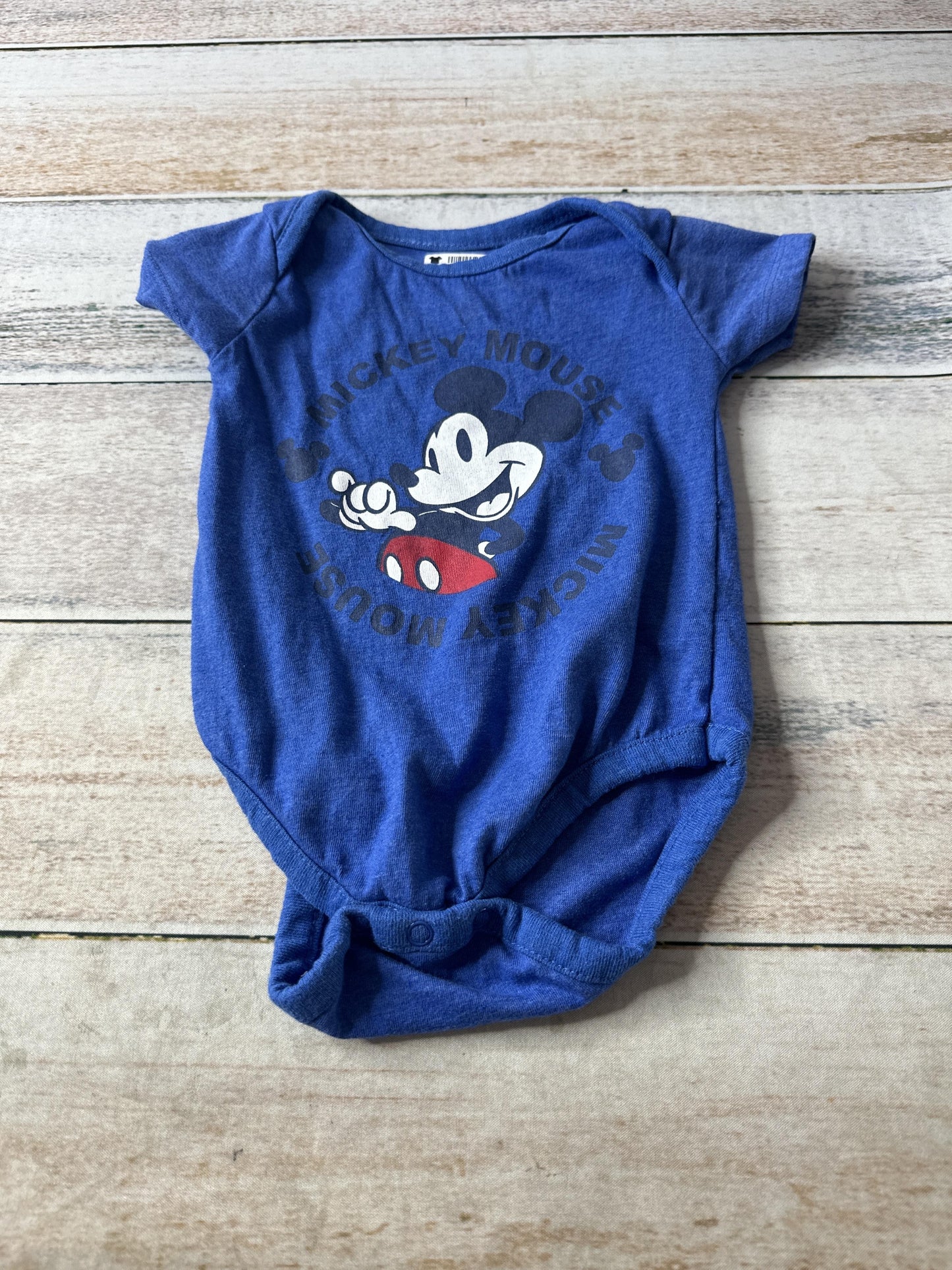 Disney Unisex Onesie Size: 6-9 months