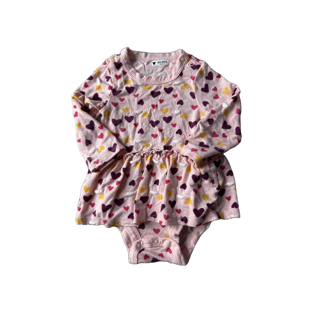 Unisex Onesie Size: 6-9 months