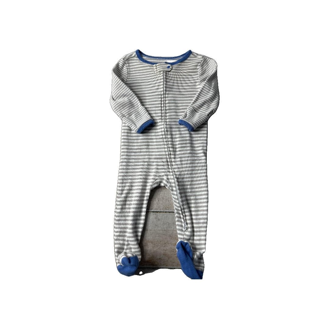 Unisex Pajamas Size: 6-9 months