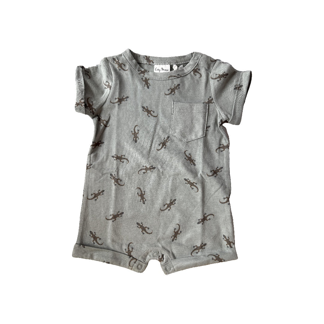 Unisex Romper Size: 6-9 months