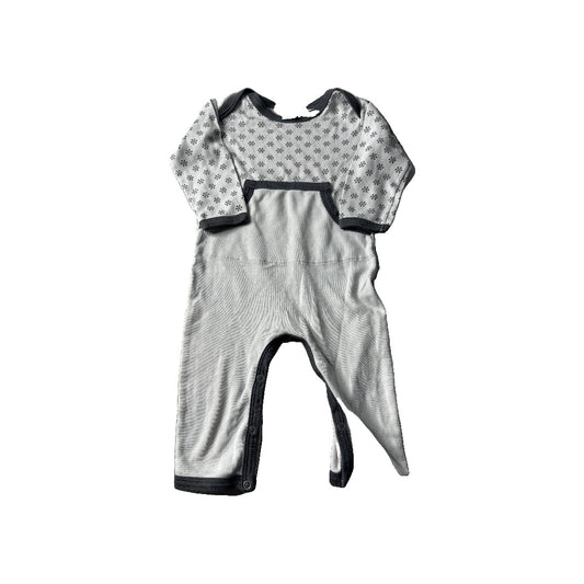 Feather Baby Unisex Long Sleeve Outfit Size: 6-9 months