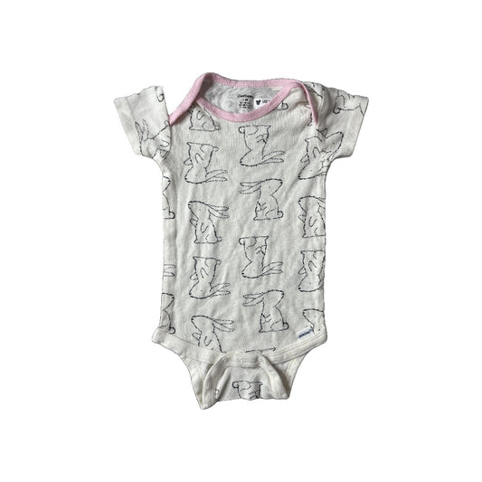 Gerber Unisex Onesie Size: 6-9 months